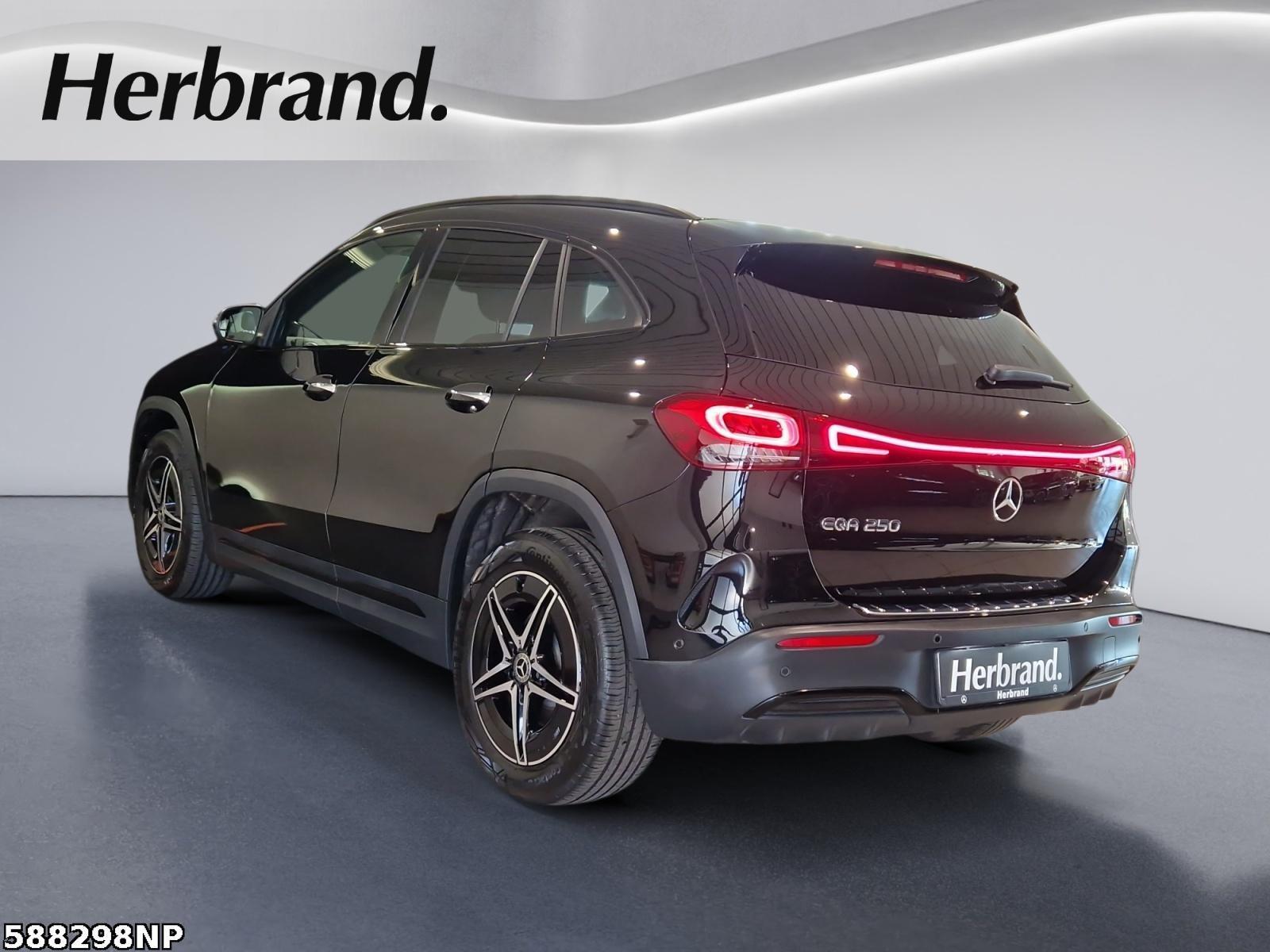 Fahrzeugabbildung Mercedes-Benz EQA AMG Night Panorama Sound Memory LED 360°