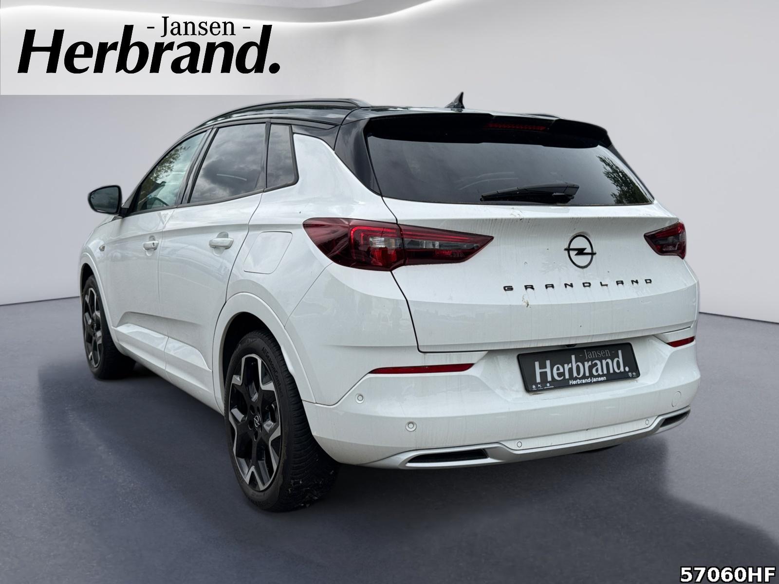 Fahrzeugabbildung Opel Grandland X Ultimate 1.6 Plug-In-Hybrid