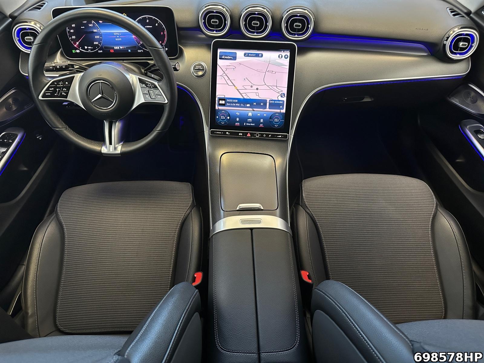 Fahrzeugabbildung Mercedes-Benz C 300 d T Avantgarde Night Burmester Digital L.