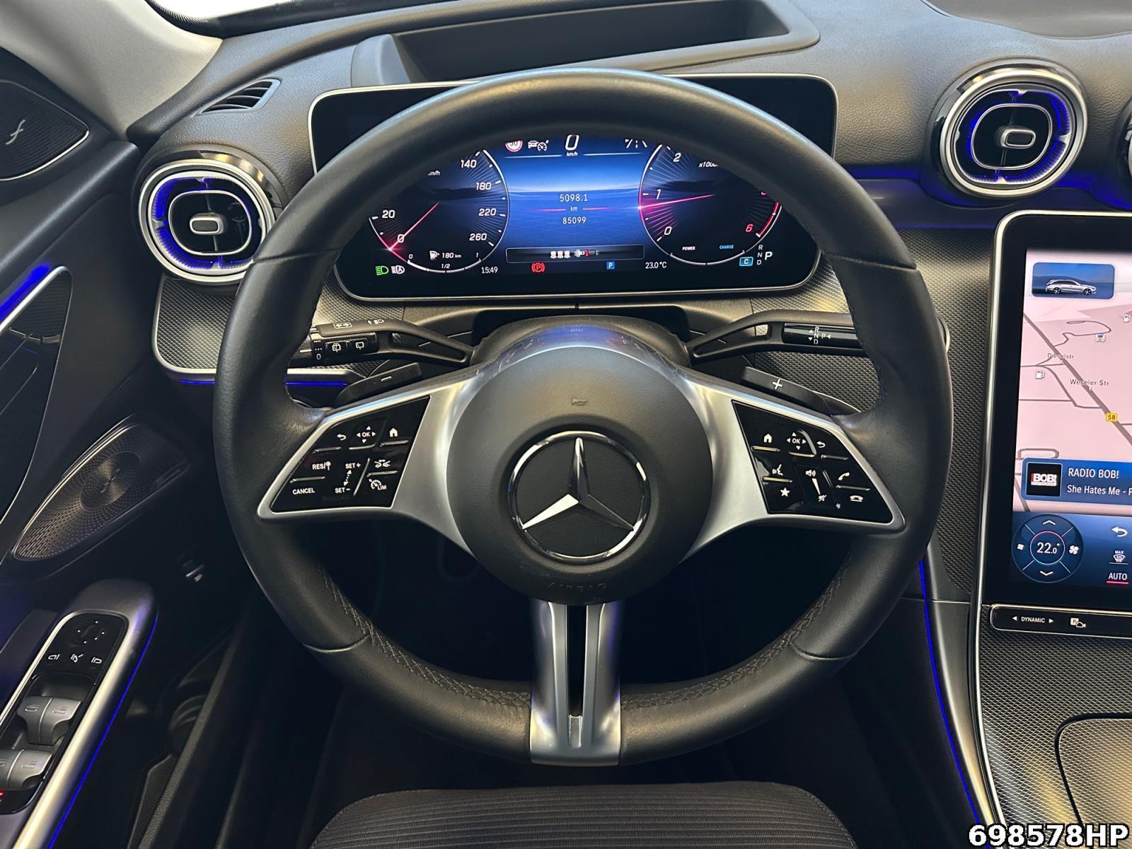 Fahrzeugabbildung Mercedes-Benz C 300 d T Avantgarde Night Burmester Digital L.