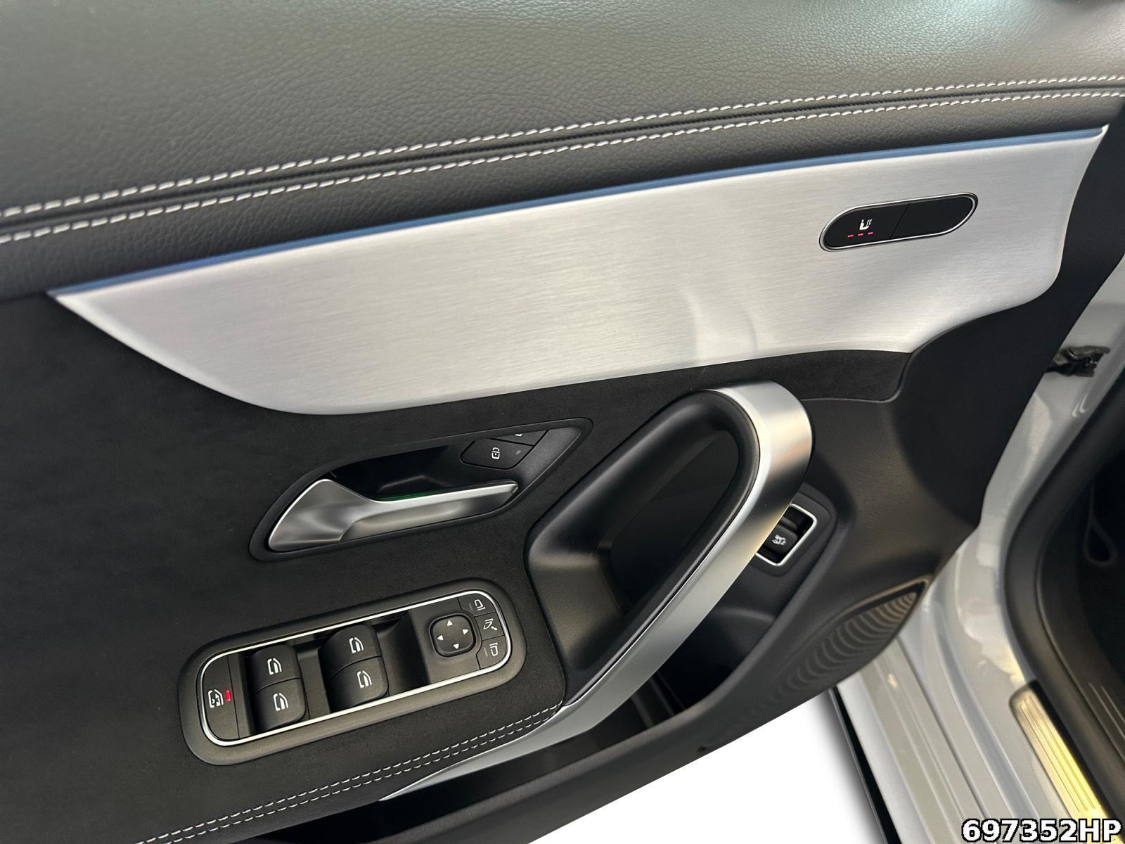 Fahrzeugabbildung Mercedes-Benz CLA 200 Shooting Brake d AMG Ambiente Night Kamera DISTRONIC