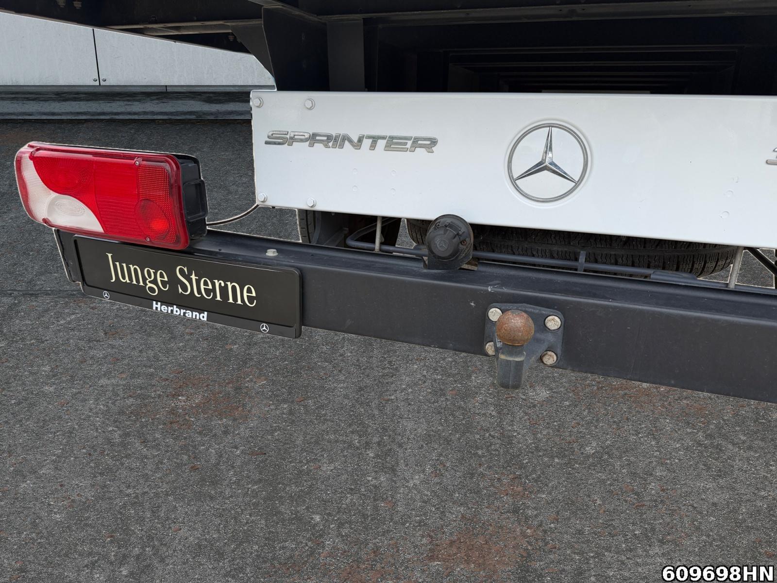 Fahrzeugabbildung Mercedes-Benz Sprinter 316 CDI *Maxi DoKa*Klima*AHK*Toolbox*