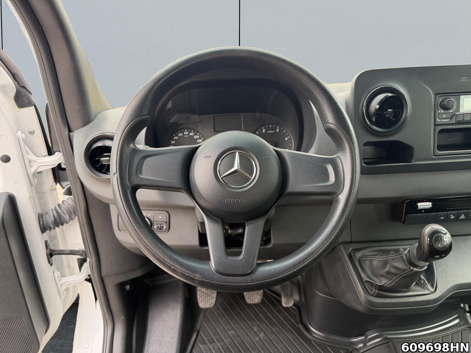 Fahrzeugabbildung Mercedes-Benz Sprinter 316 CDI *Maxi DoKa*Klima*AHK*Toolbox*