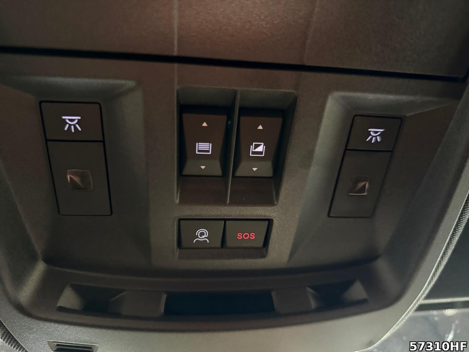 Fahrzeugabbildung Peugeot 5008 GT HYBRID*Navi*Sitzheizung*Totwinkelassist