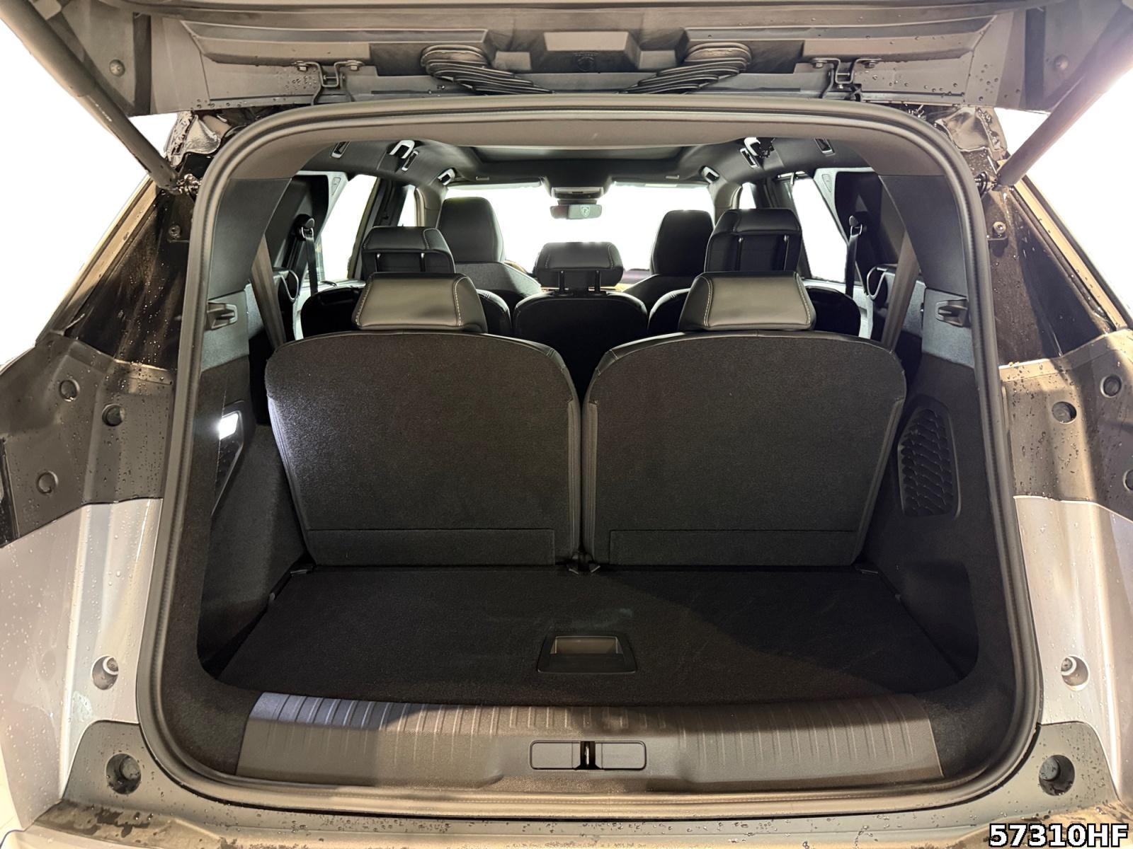 Fahrzeugabbildung Peugeot 5008 GT HYBRID*Navi*Sitzheizung*Totwinkelassist