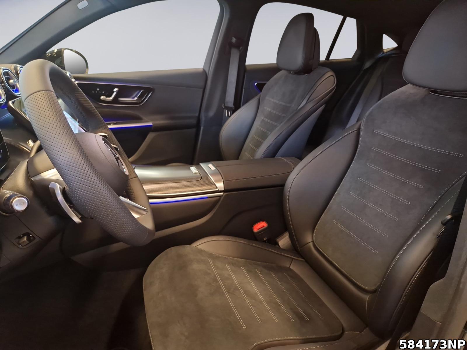 Fahrzeugabbildung Mercedes-Benz GLC 220 d 4MATIC Coupé AMG+DIGITAL+BURMESTER 3D+