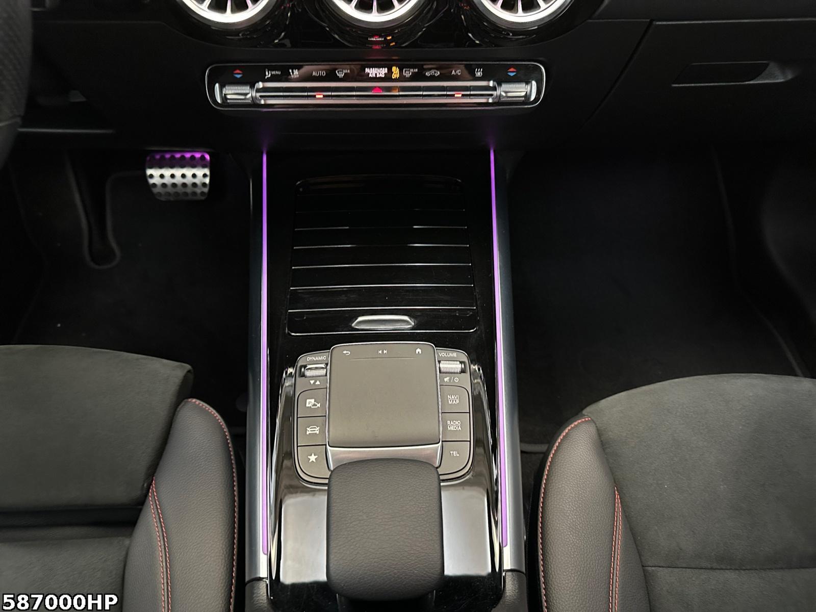 Fahrzeugabbildung Mercedes-Benz EQA AMG Line KEYLESS-GO, Advanced Soundsys.