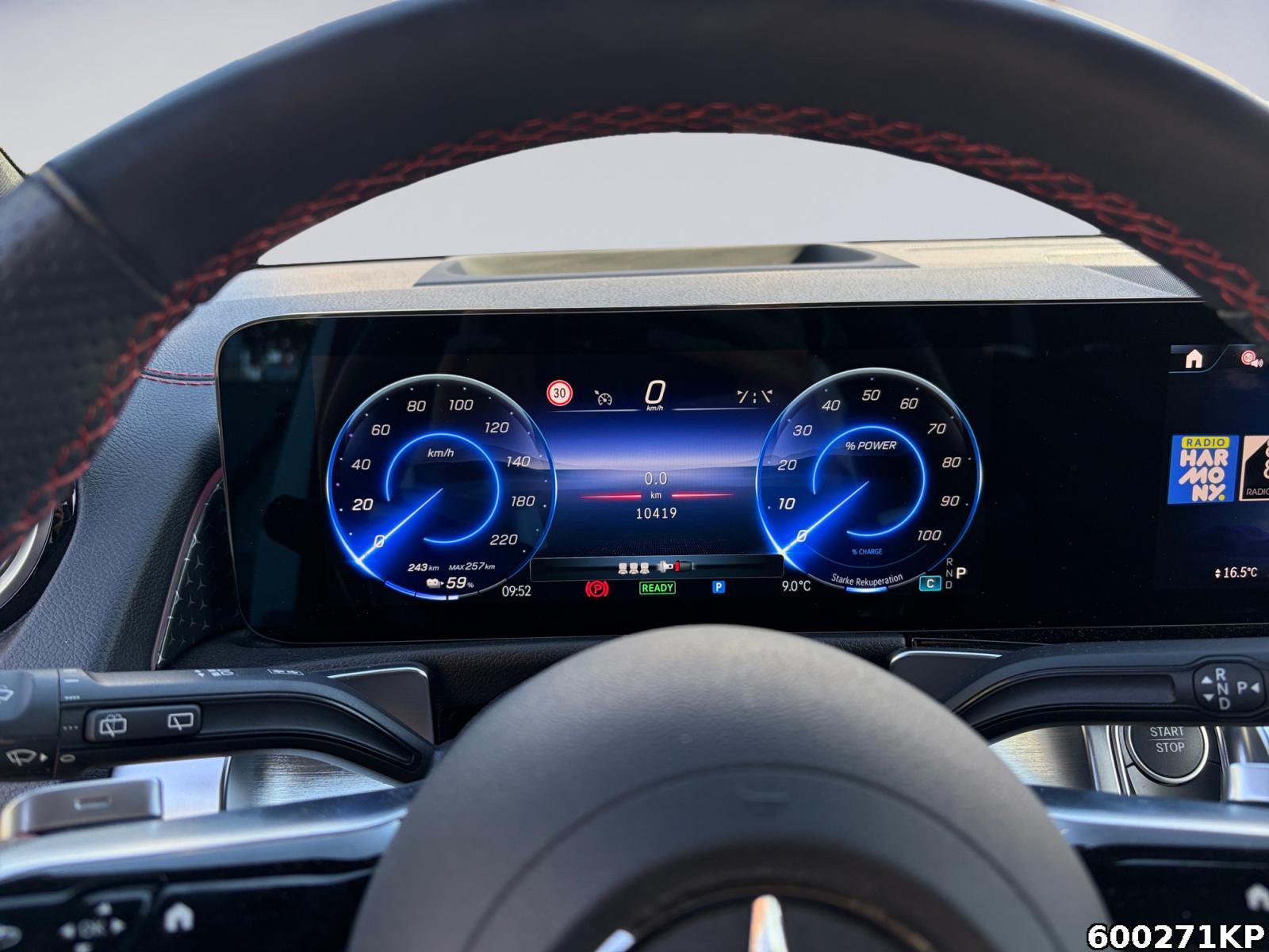 Fahrzeugabbildung Mercedes-Benz EQB 4M AMG AHK Night Ambiente 360° Head-Up