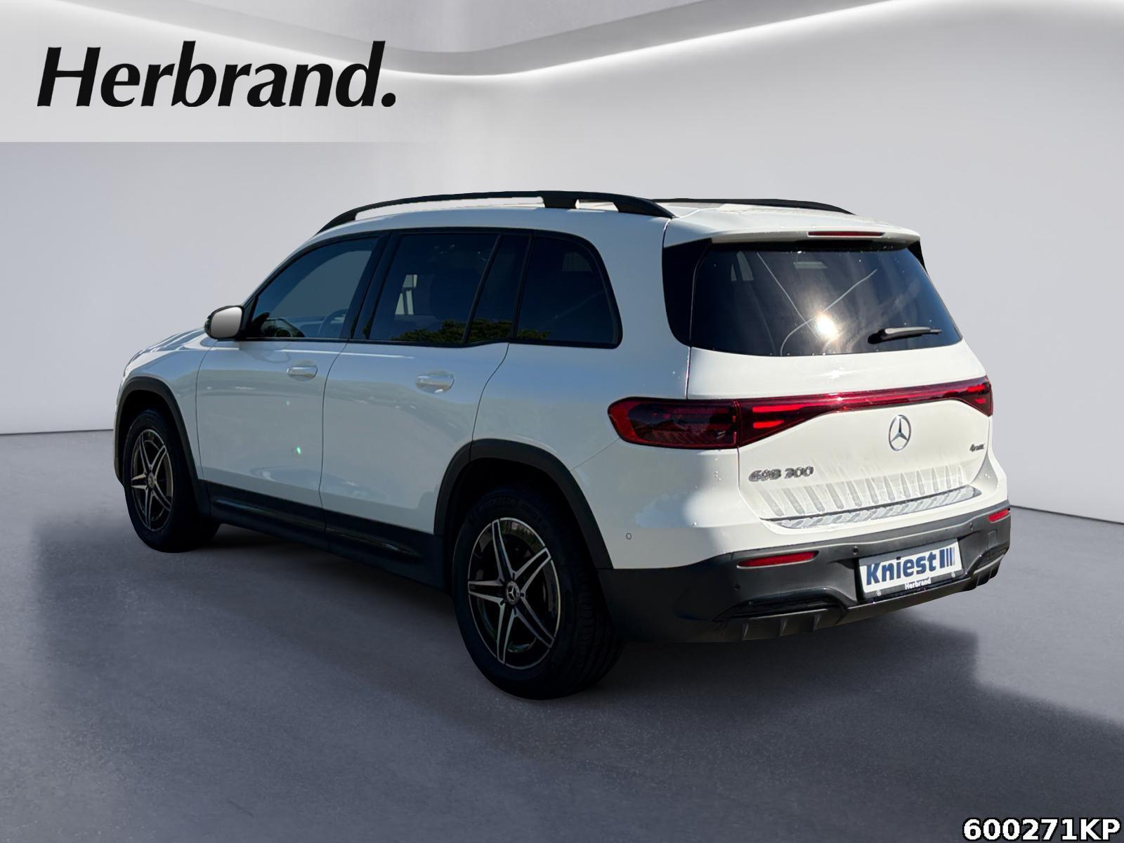 Fahrzeugabbildung Mercedes-Benz EQB 4M AMG AHK Night Ambiente 360° Head-Up