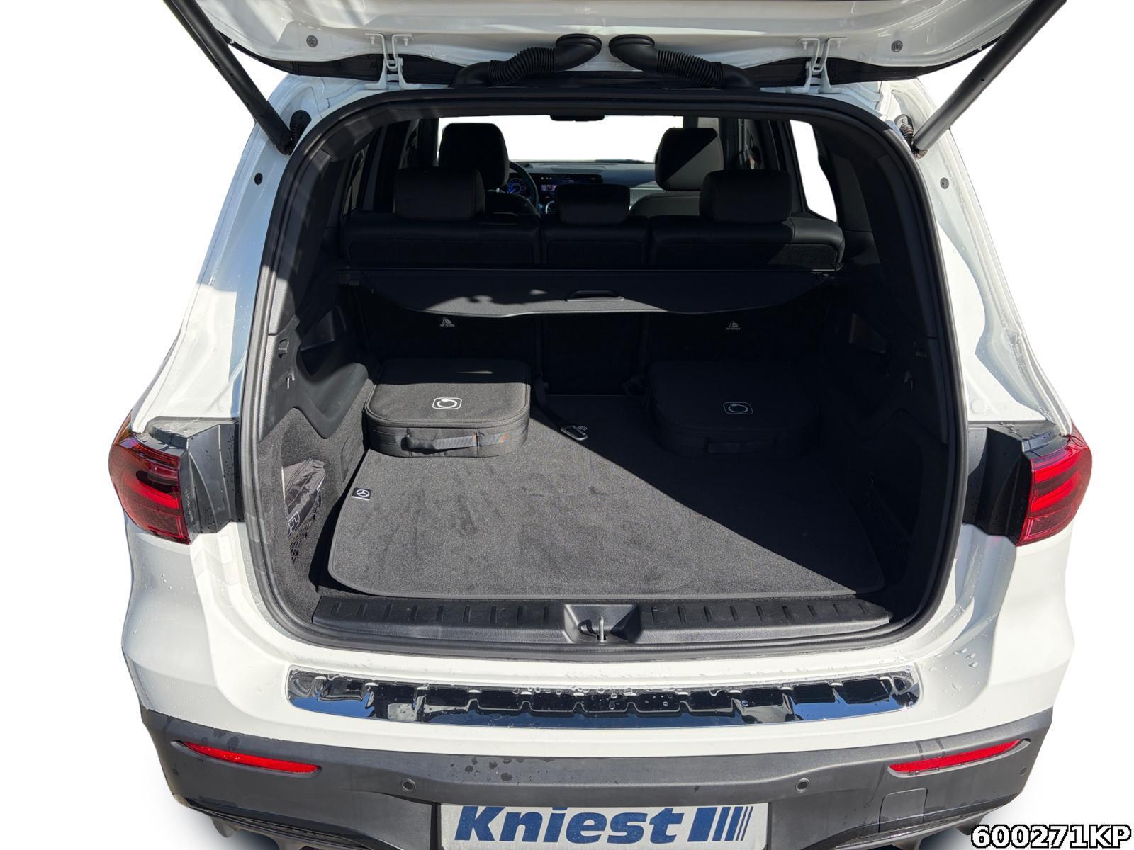 Fahrzeugabbildung Mercedes-Benz EQB 4M AMG AHK Night Ambiente 360° Head-Up