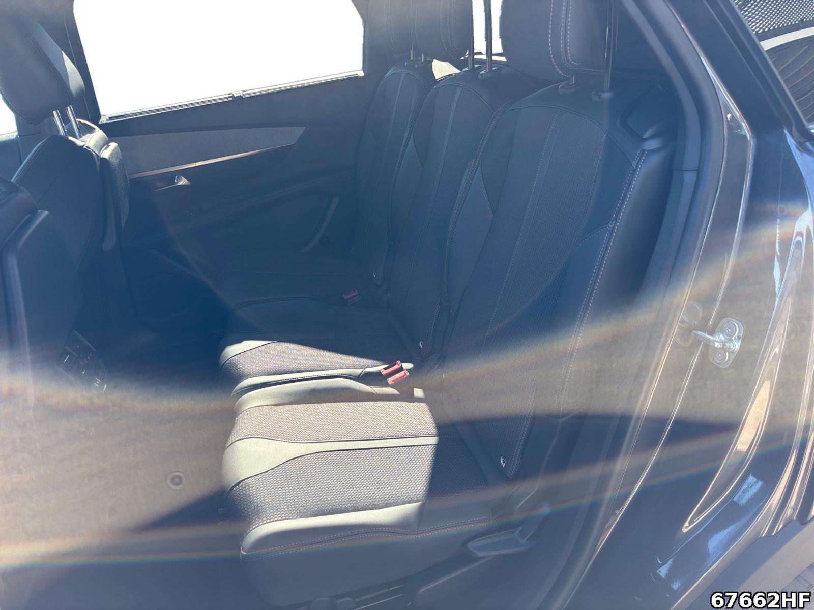 Fahrzeugabbildung Peugeot 5008