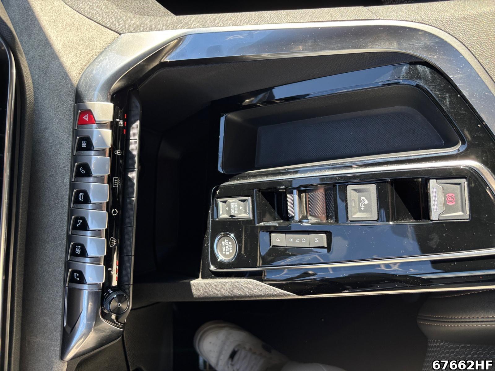 Fahrzeugabbildung Peugeot 5008