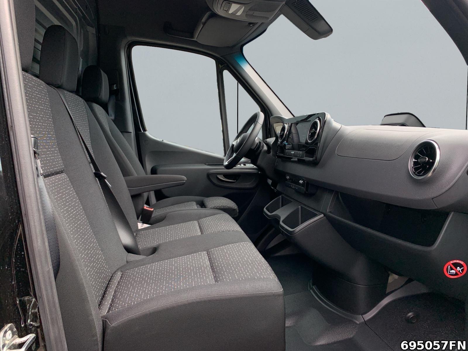 Fahrzeugabbildung Mercedes-Benz Sprinter 315 PRO L2H2 *KLIMA*KAMER*AHK 3,5 VORBE