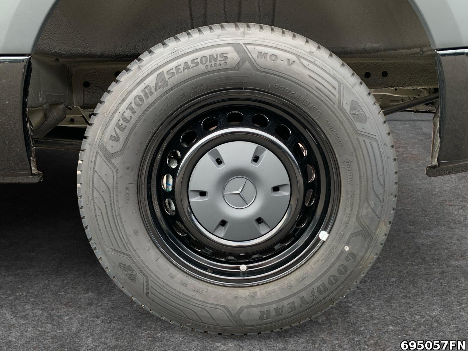 Fahrzeugabbildung Mercedes-Benz Sprinter 315 PRO L2H2 *KLIMA*KAMER*AHK 3,5 VORBE