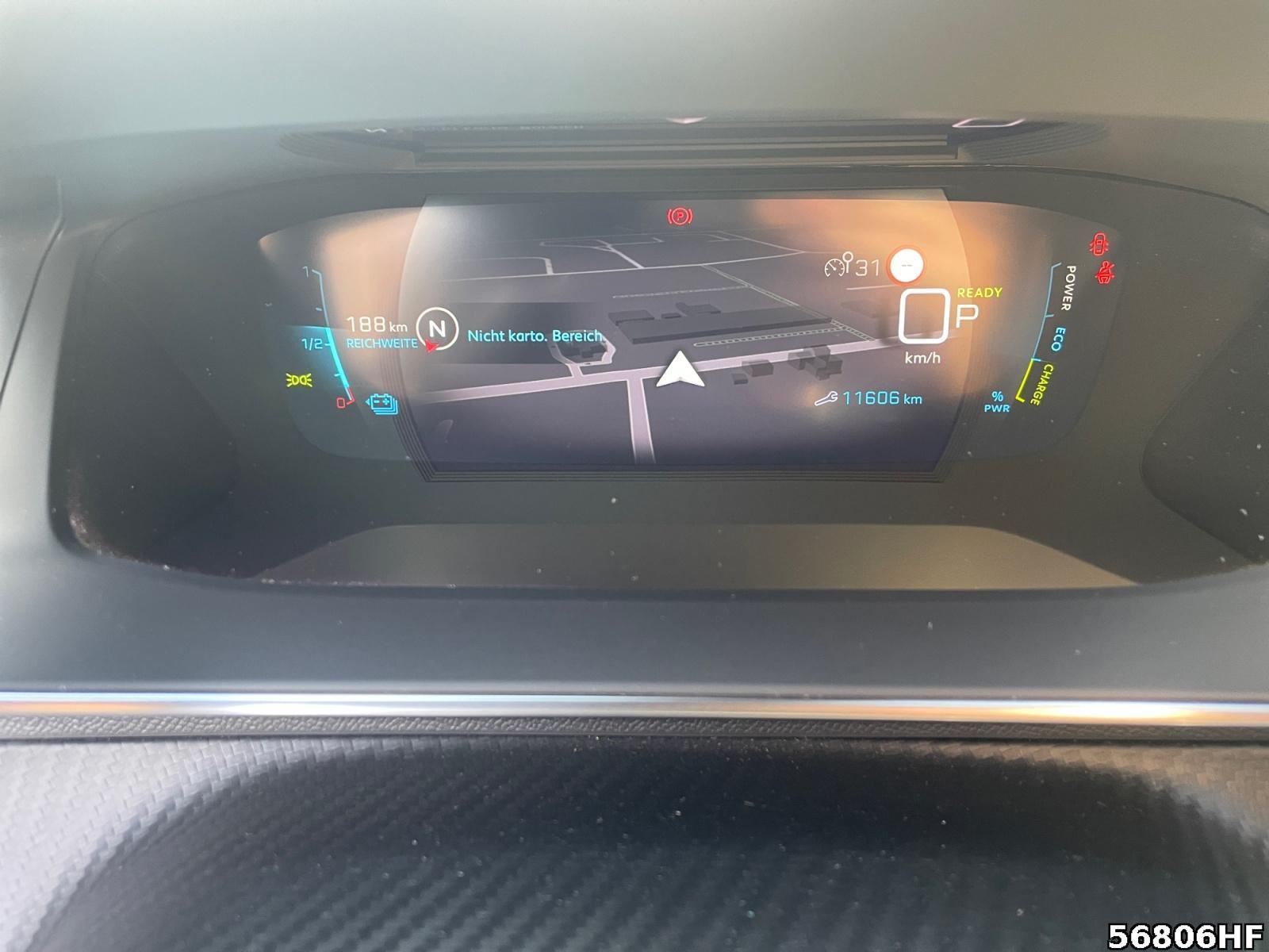 Fahrzeugabbildung Peugeot 2008 GT+11KWOnboardlader+SHZ+NAVI+CARPLAY+