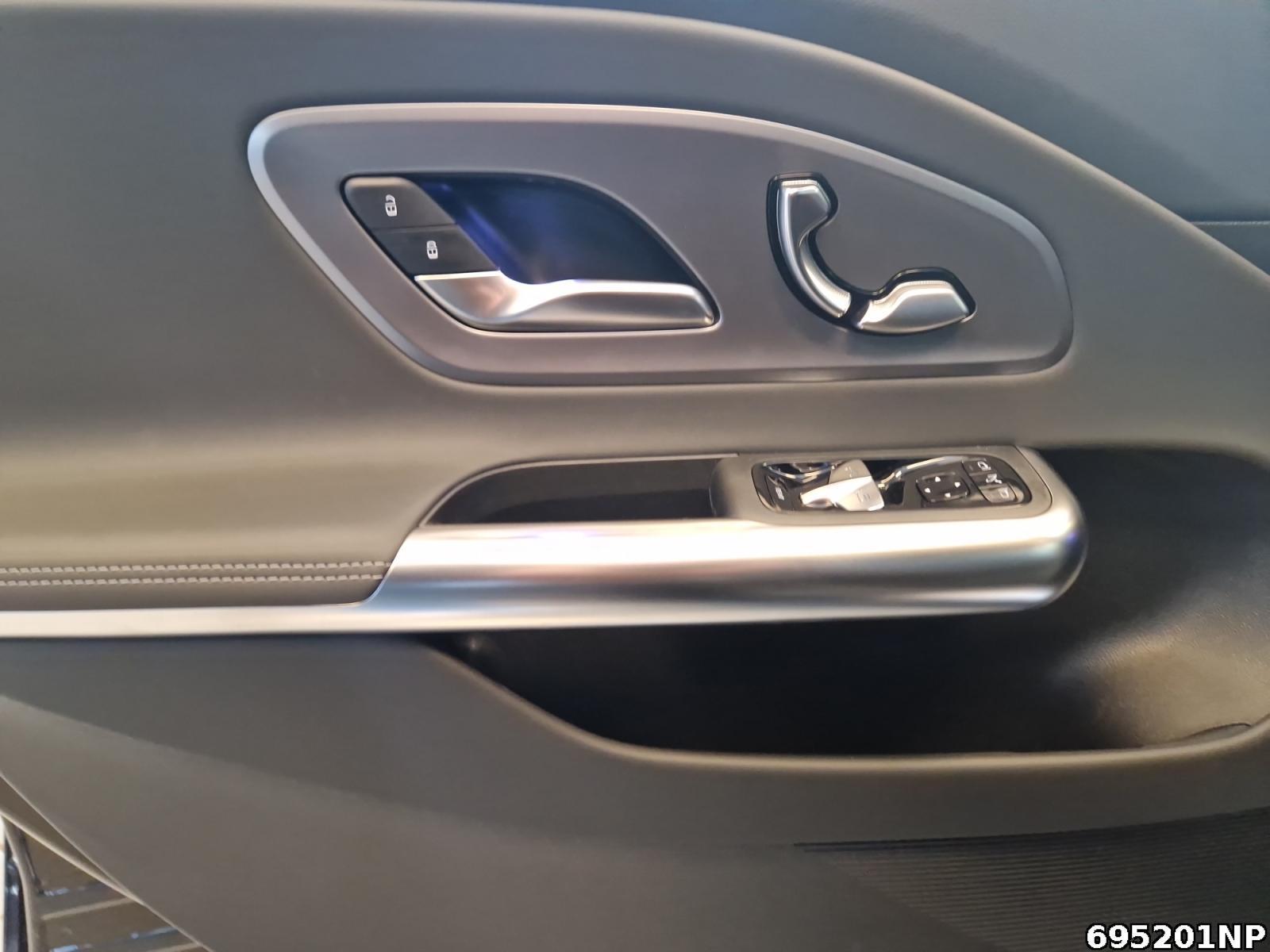 Fahrzeugabbildung Mercedes-Benz CLA 200 +PROGRESSIVE+NIGHT+SUPERSCREEN+MEMORY+