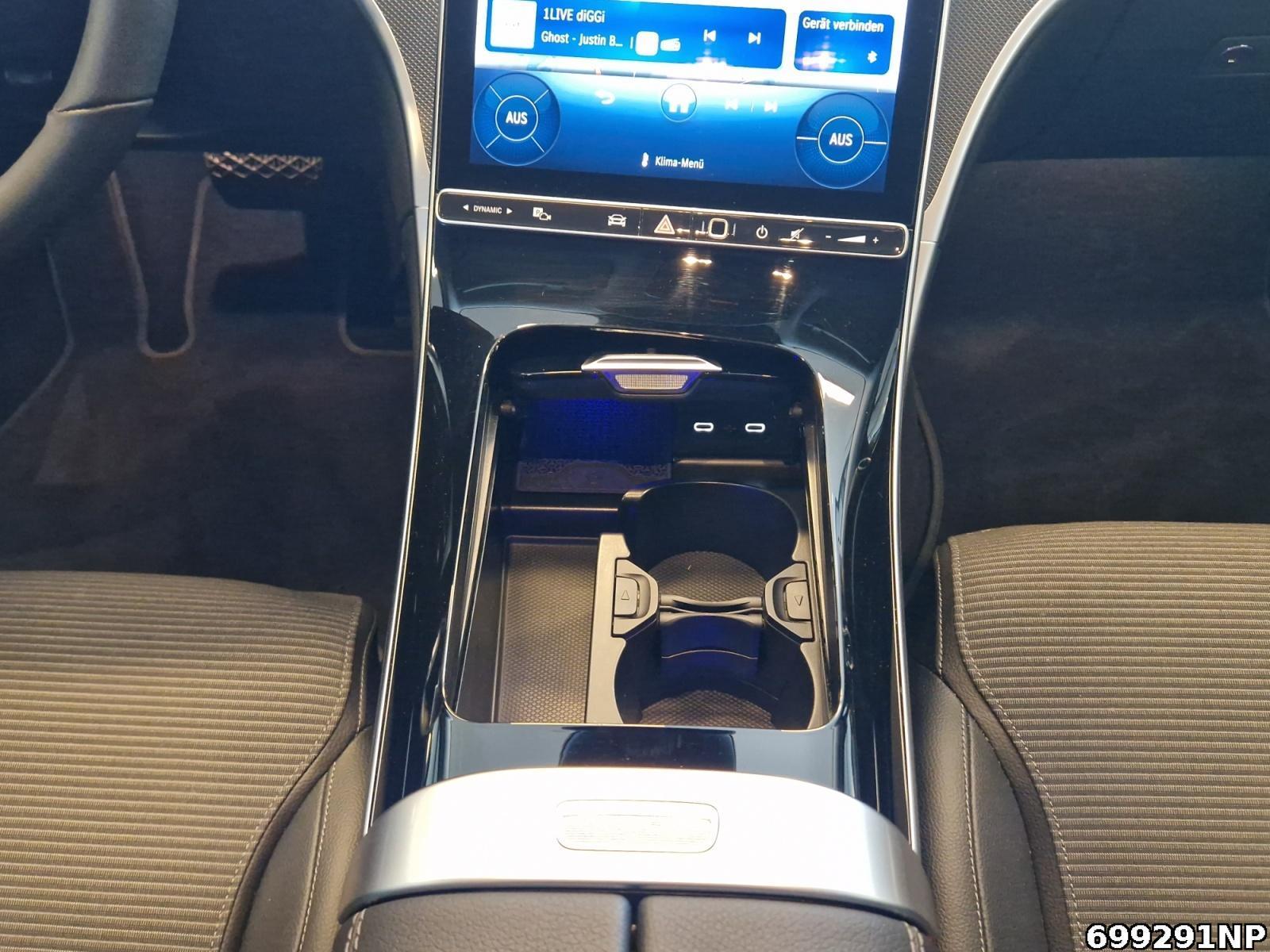 Fahrzeugabbildung Mercedes-Benz C 220 d T Avantgarde AHK Lenkradhzg Rückfahrkam