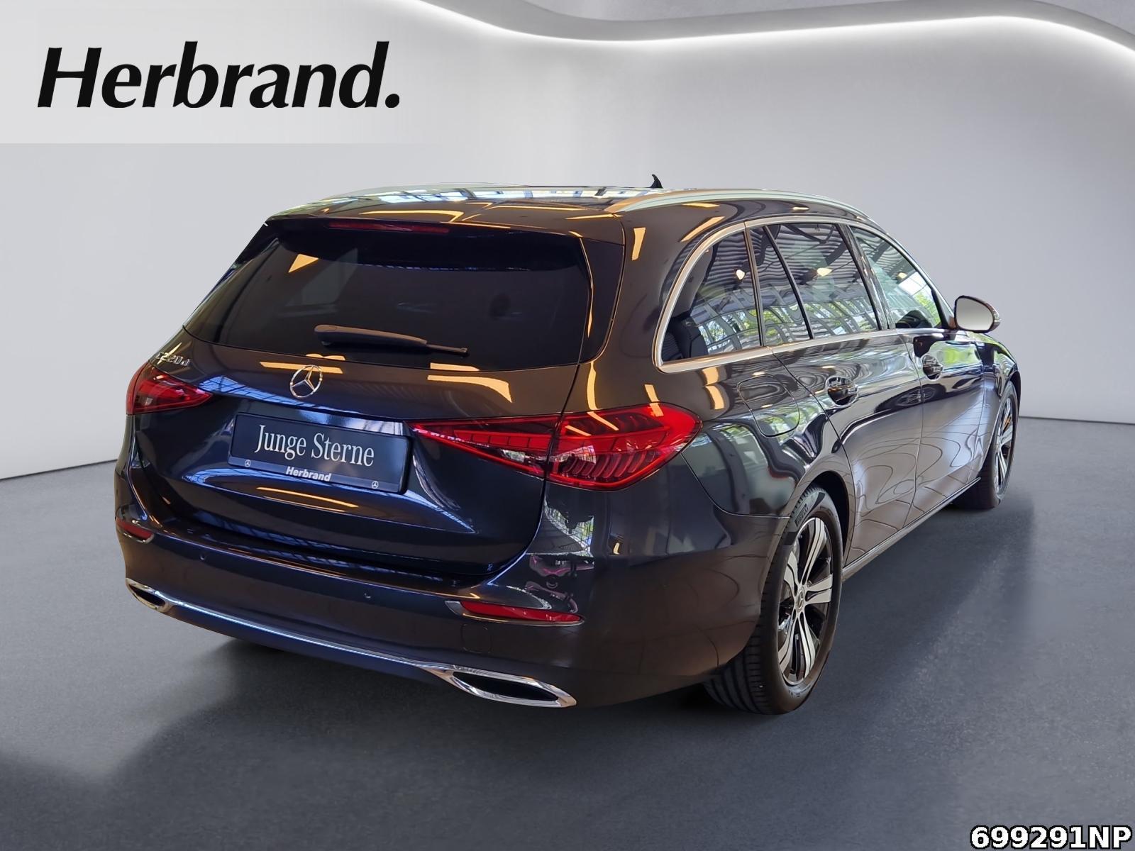 Fahrzeugabbildung Mercedes-Benz C 220 d T Avantgarde AHK Lenkradhzg Rückfahrkam