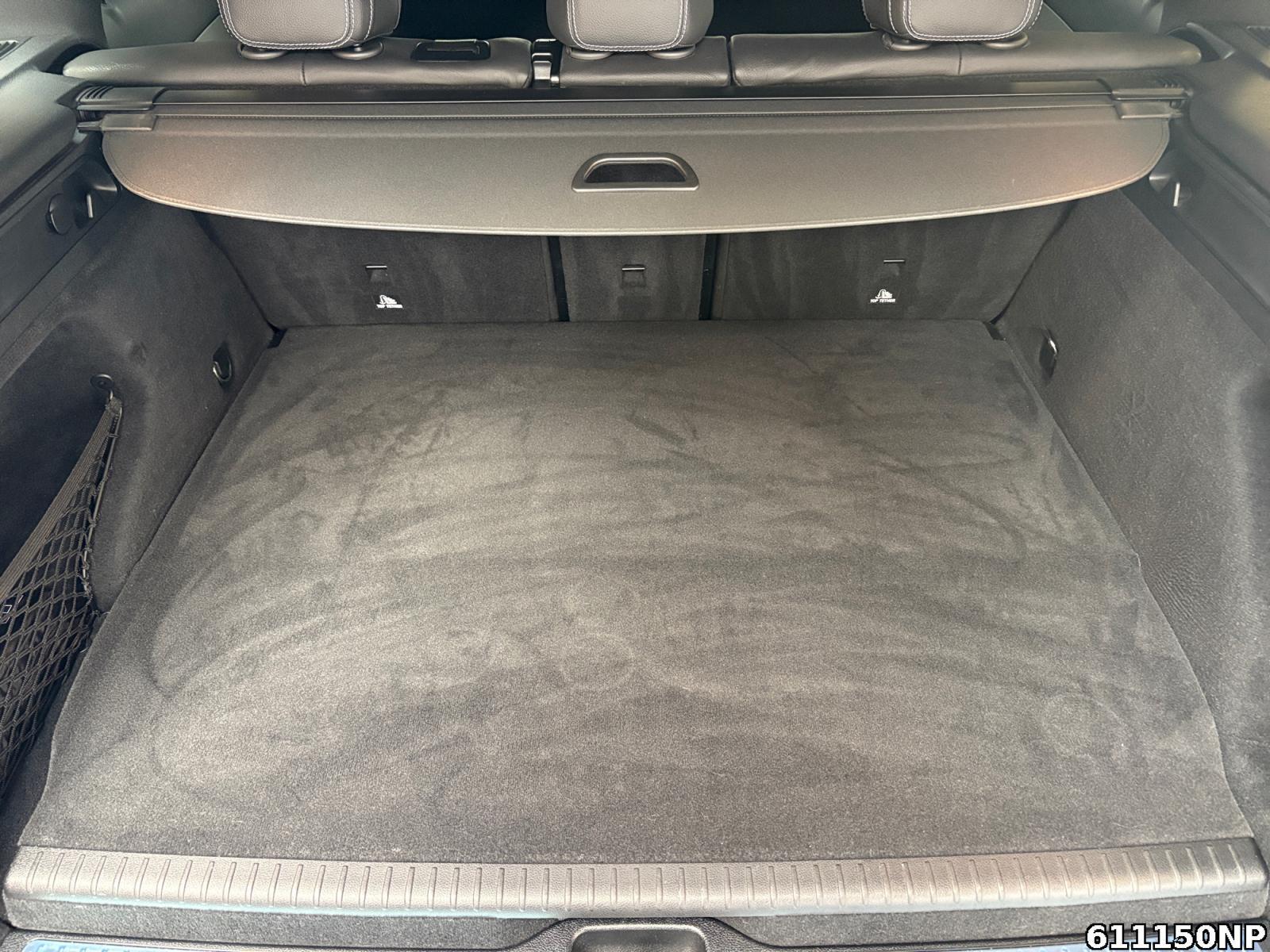 Fahrzeugabbildung Mercedes-Benz GLC 300 e 4matic AHK Pano Memory Distronic