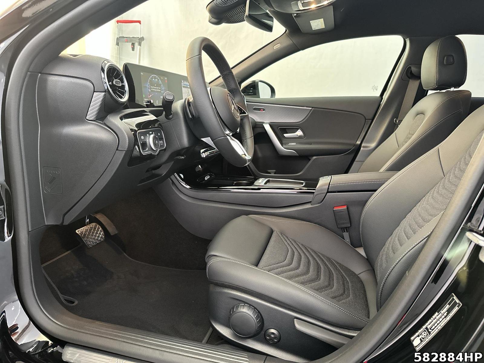 Fahrzeugabbildung Mercedes-Benz A 180 Limousine +PROGRSSIVE-LINE-ADVANCED+LED+