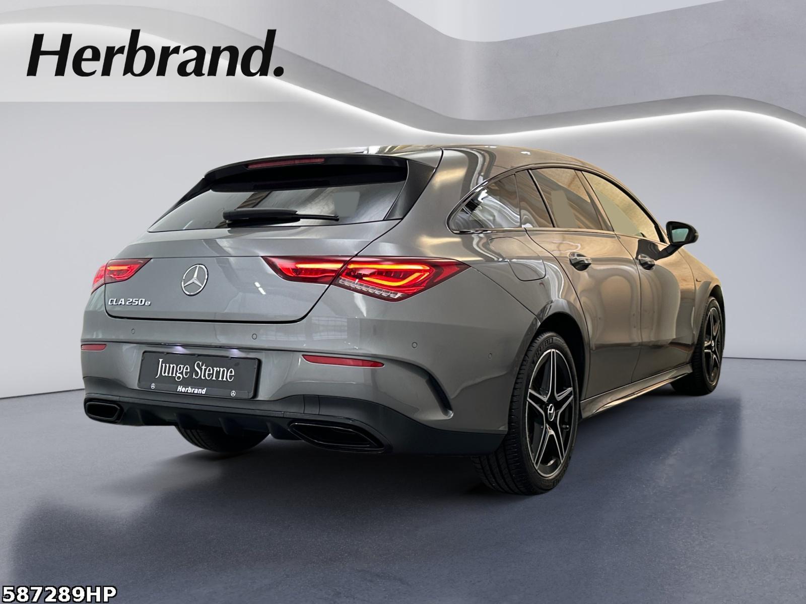 Fahrzeugabbildung Mercedes-Benz CLA 250 Shooting Brake e AMG Line > DISTRONIC <