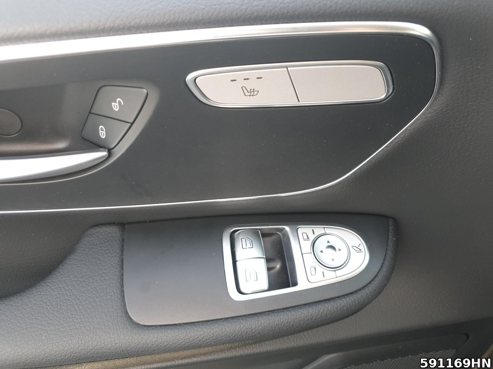 Fahrzeugabbildung Mercedes-Benz V 250 d STYLE MultiBeam LED*AHK*Distro*7-Sitz