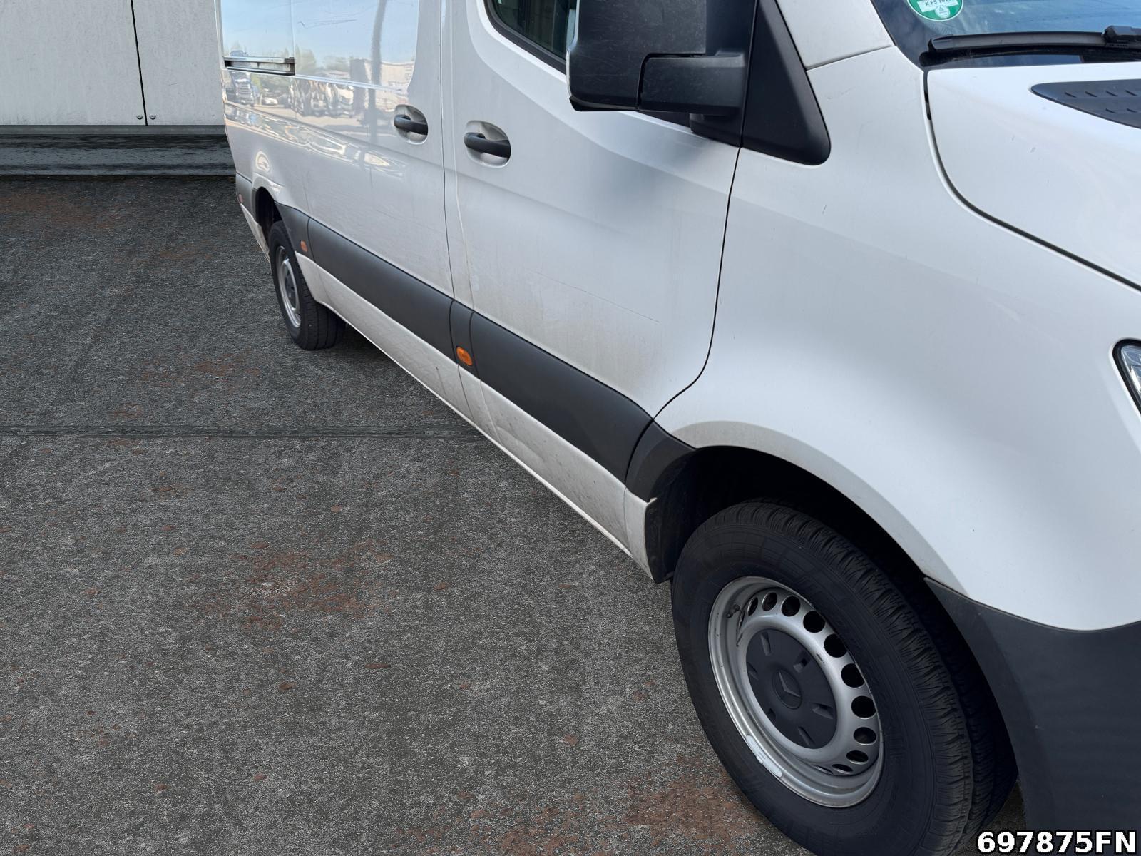 Fahrzeugabbildung Mercedes-Benz Sprinter 315 CDI Kasten Hochdach Standard *MBUX*