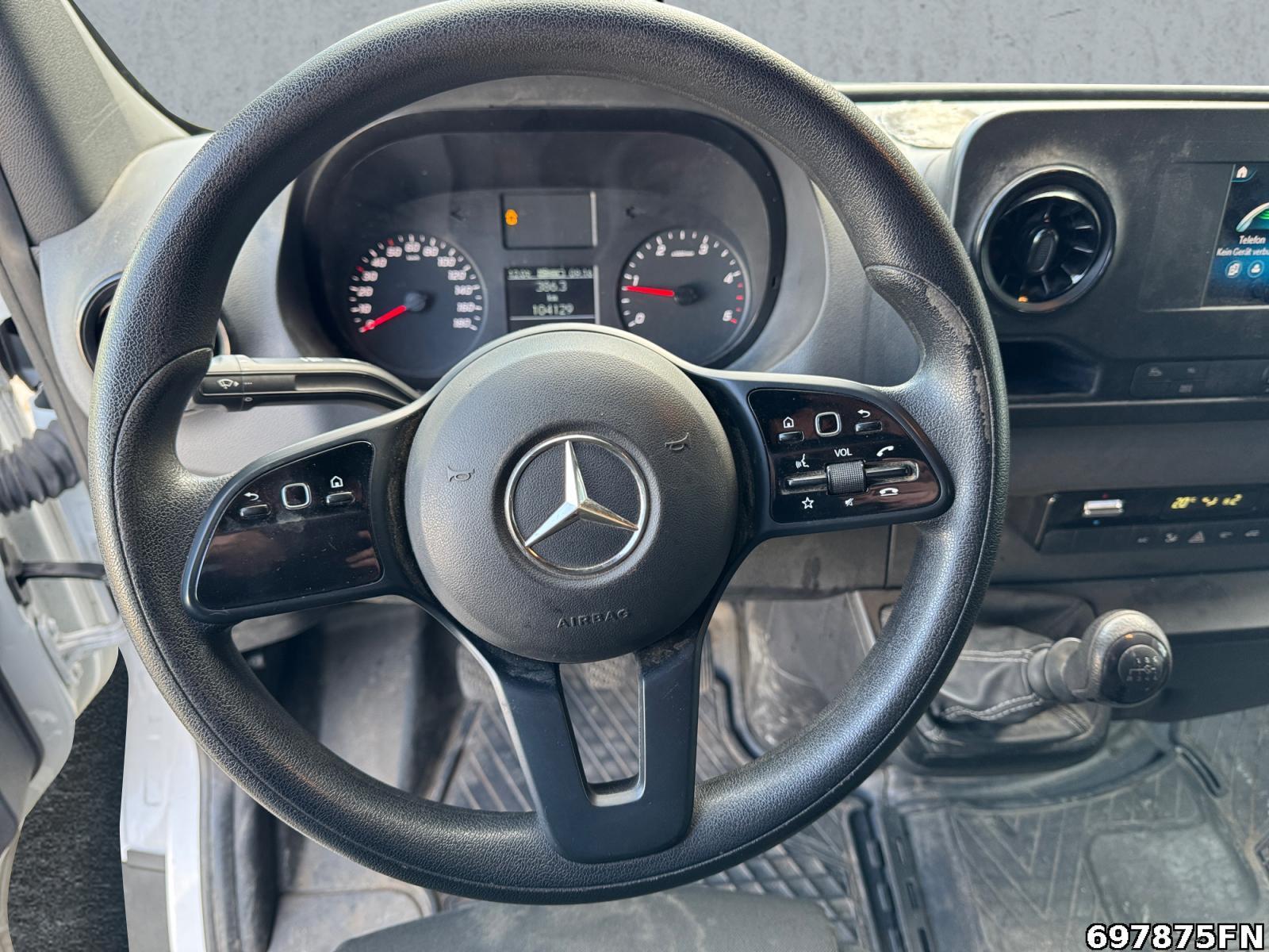 Fahrzeugabbildung Mercedes-Benz Sprinter 315 CDI Kasten Hochdach Standard *MBUX*