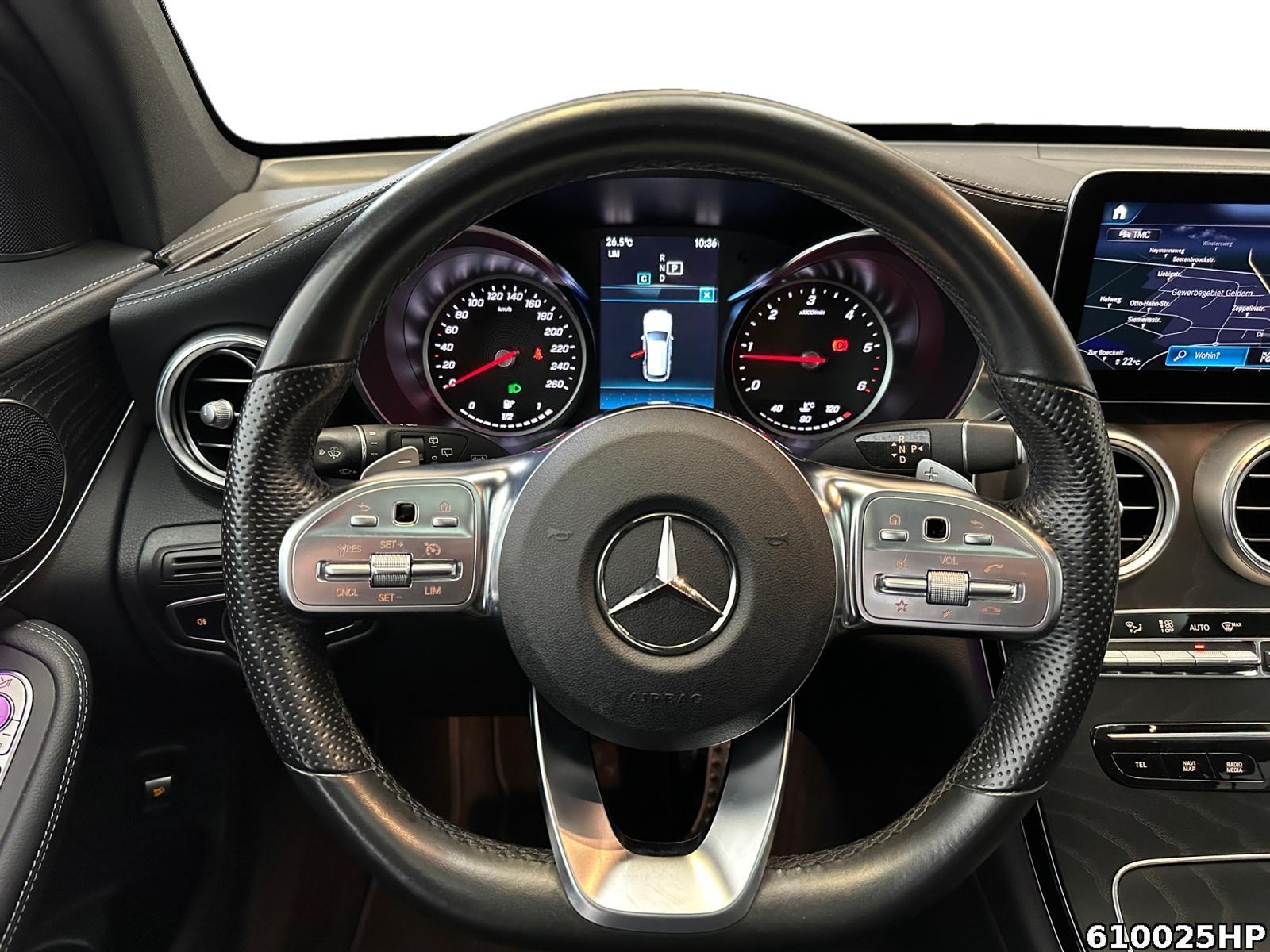Fahrzeugabbildung Mercedes-Benz GLC 300 d 4M AMG Night Pano AHK Kamera Totwinke