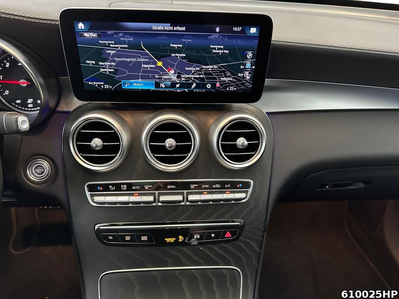Fahrzeugabbildung Mercedes-Benz GLC 300 d 4M AMG Night Pano AHK Kamera Totwinke