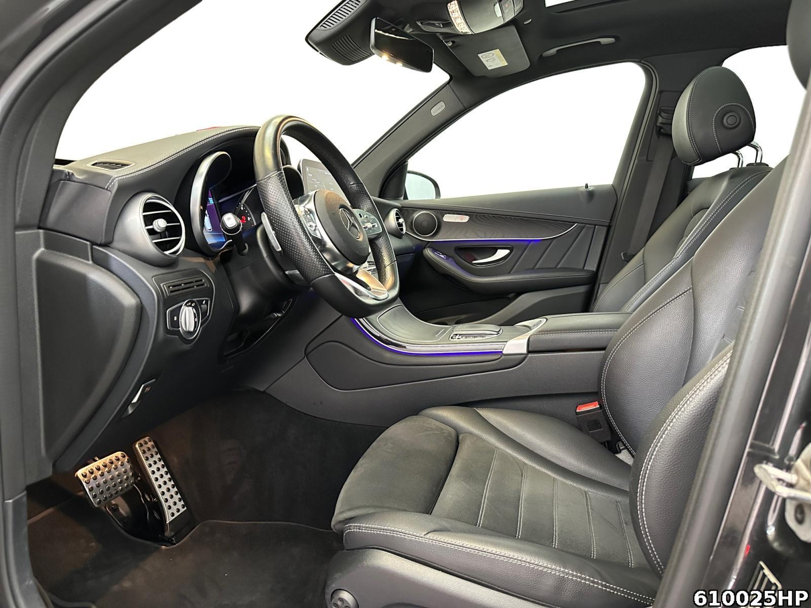 Fahrzeugabbildung Mercedes-Benz GLC 300 d 4M AMG Night Pano AHK Kamera Totwinke