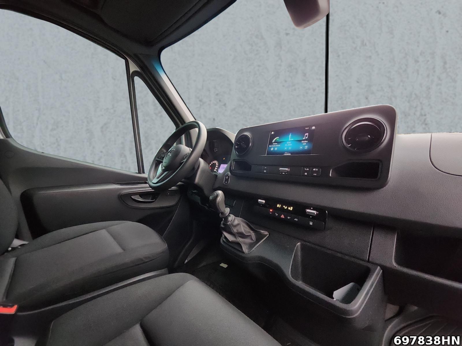 Fahrzeugabbildung Mercedes-Benz Sprinter 315 CDI Kasten*L2H2*Werkstattfzg*AHK*