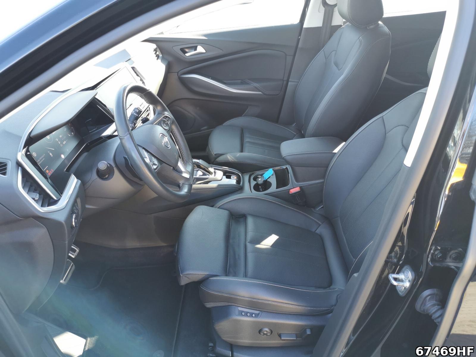 Fahrzeugabbildung Opel Grandland X 1.5 D, Elegance