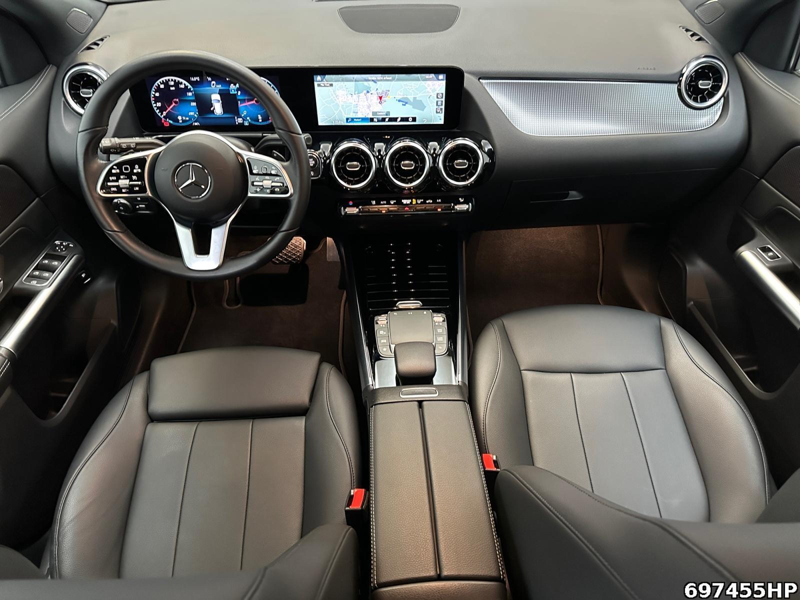 Fahrzeugabbildung Mercedes-Benz GLA 200 Progressive LED Spur CaPlay DAB Totw.