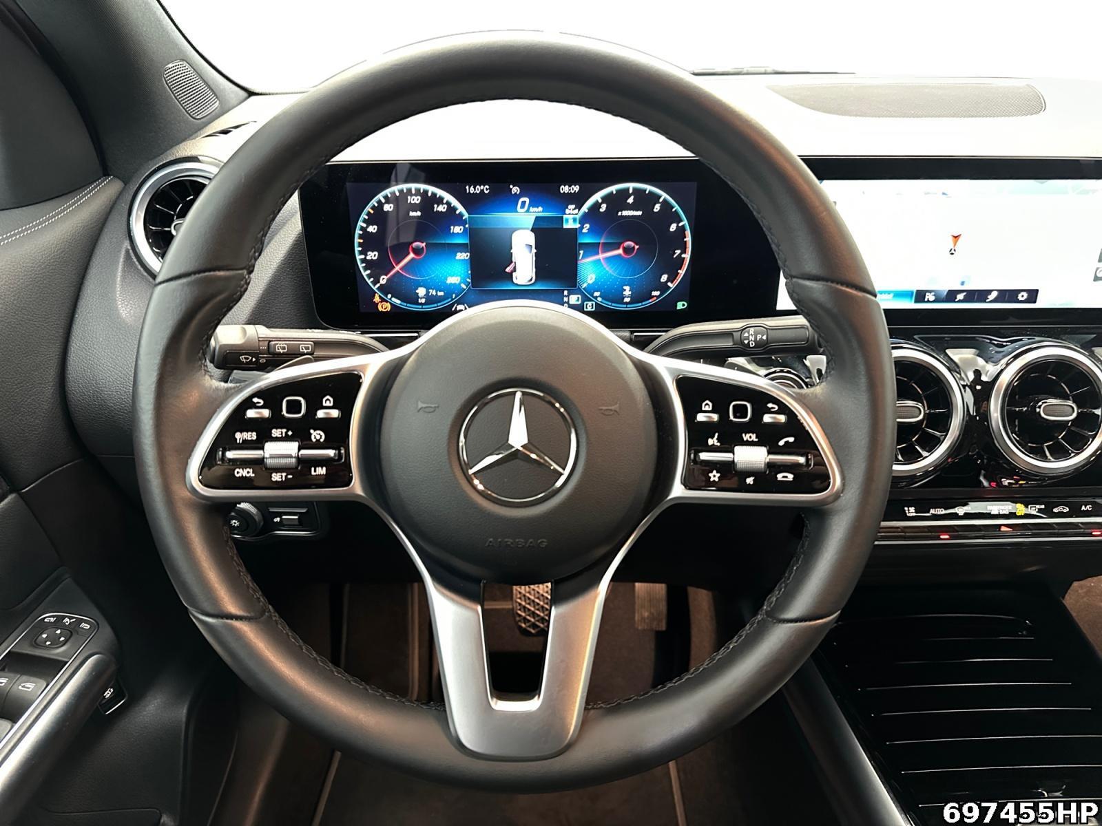 Fahrzeugabbildung Mercedes-Benz GLA 200 Progressive LED Spur CaPlay DAB Totw.