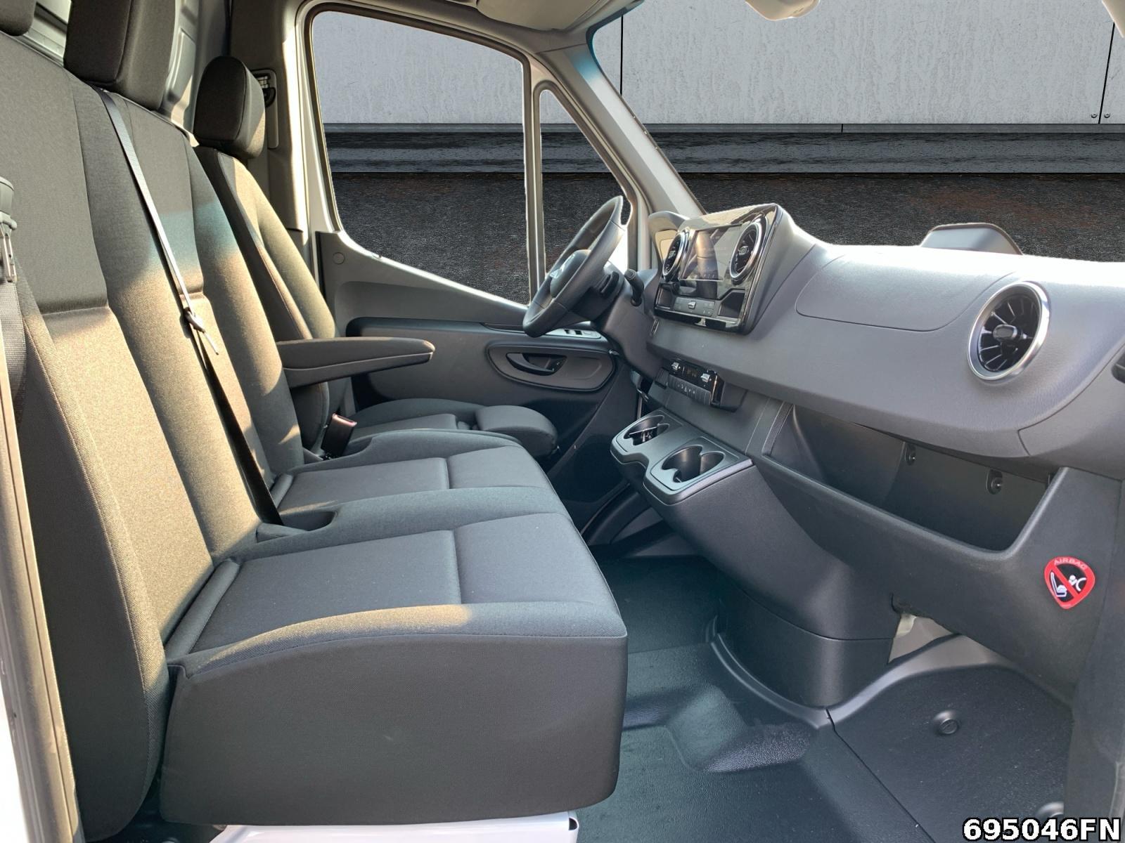 Fahrzeugabbildung Mercedes-Benz Sprinter 315 PRO L2H2 AUTOMATIK*VORRÜST. AHK 3,5