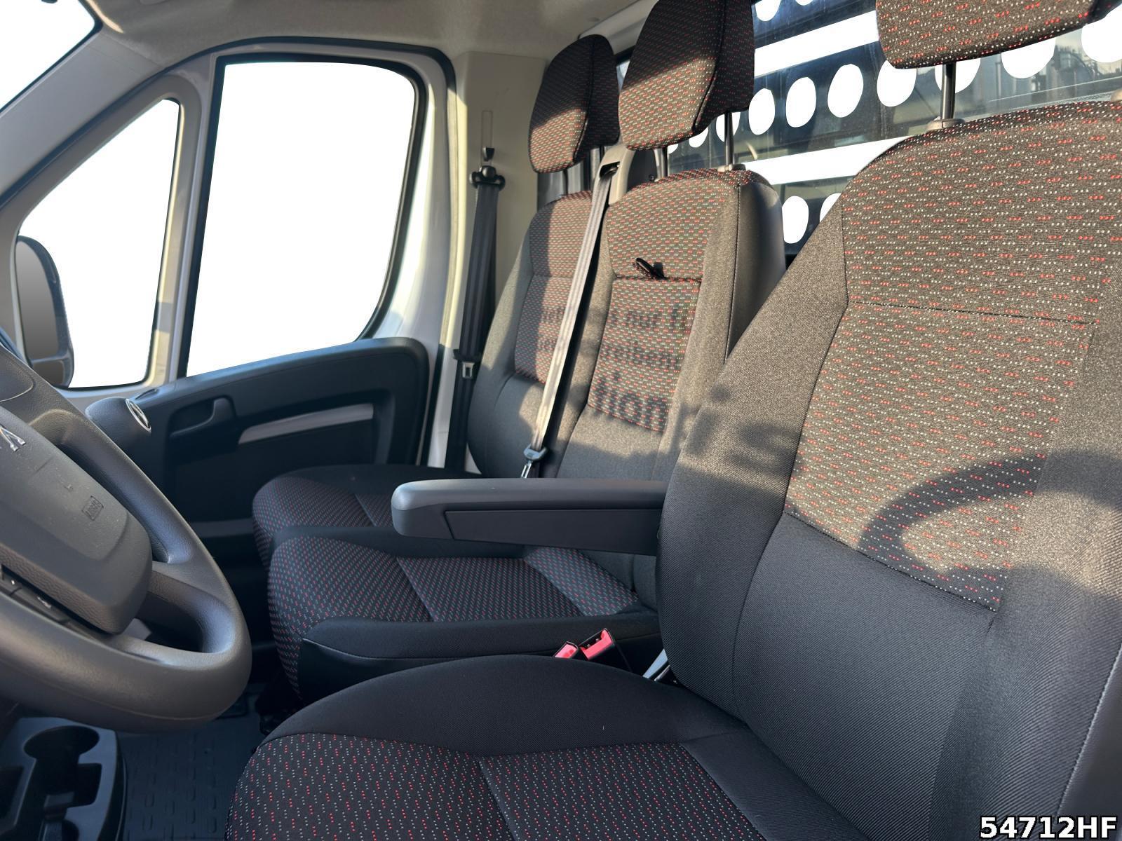 Fahrzeugabbildung Peugeot Boxer Pritsche 121kW BlueHDI MT6 *KLIMA*USB*