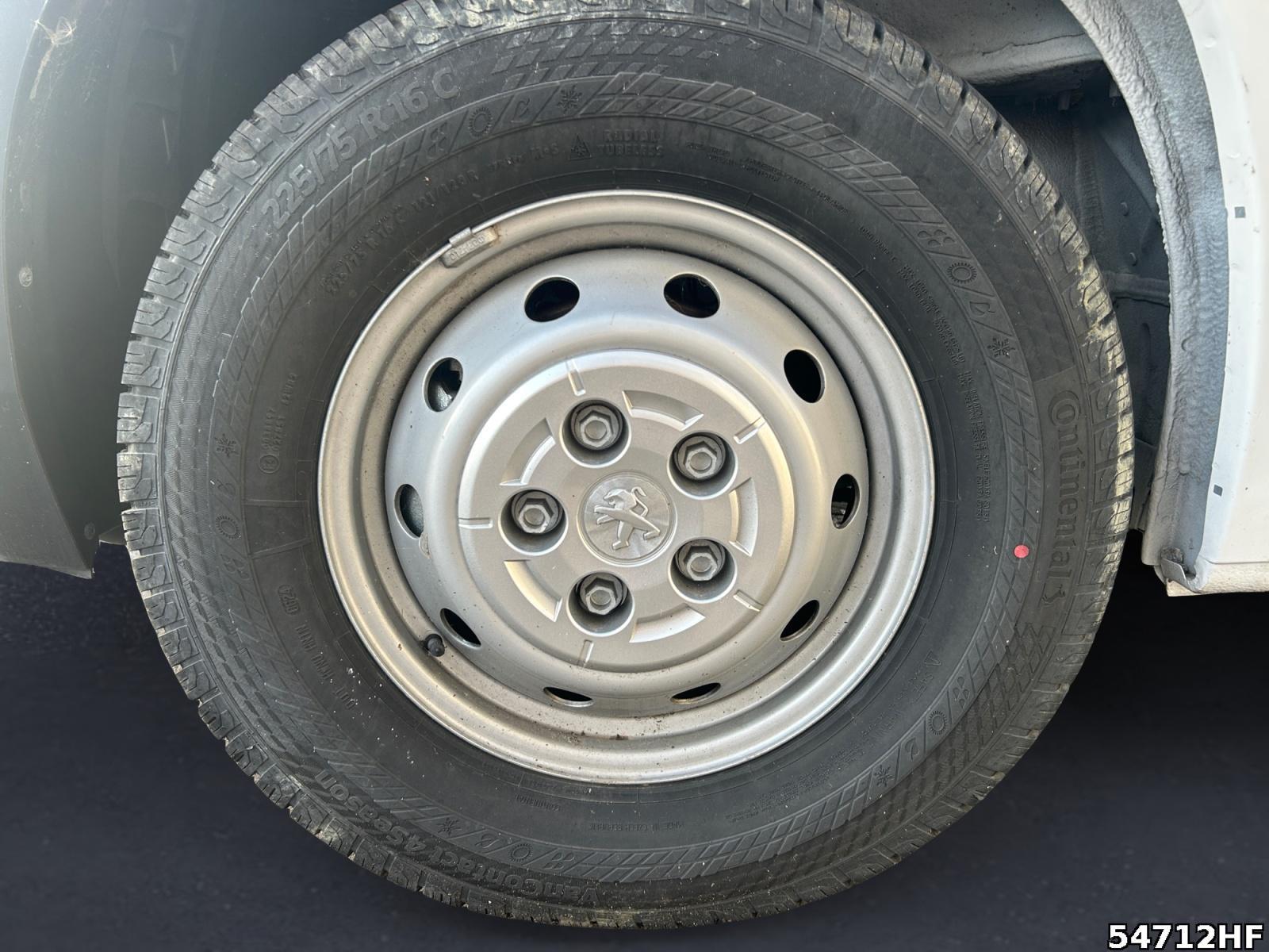 Fahrzeugabbildung Peugeot Boxer Pritsche 121kW BlueHDI MT6 *KLIMA*USB*