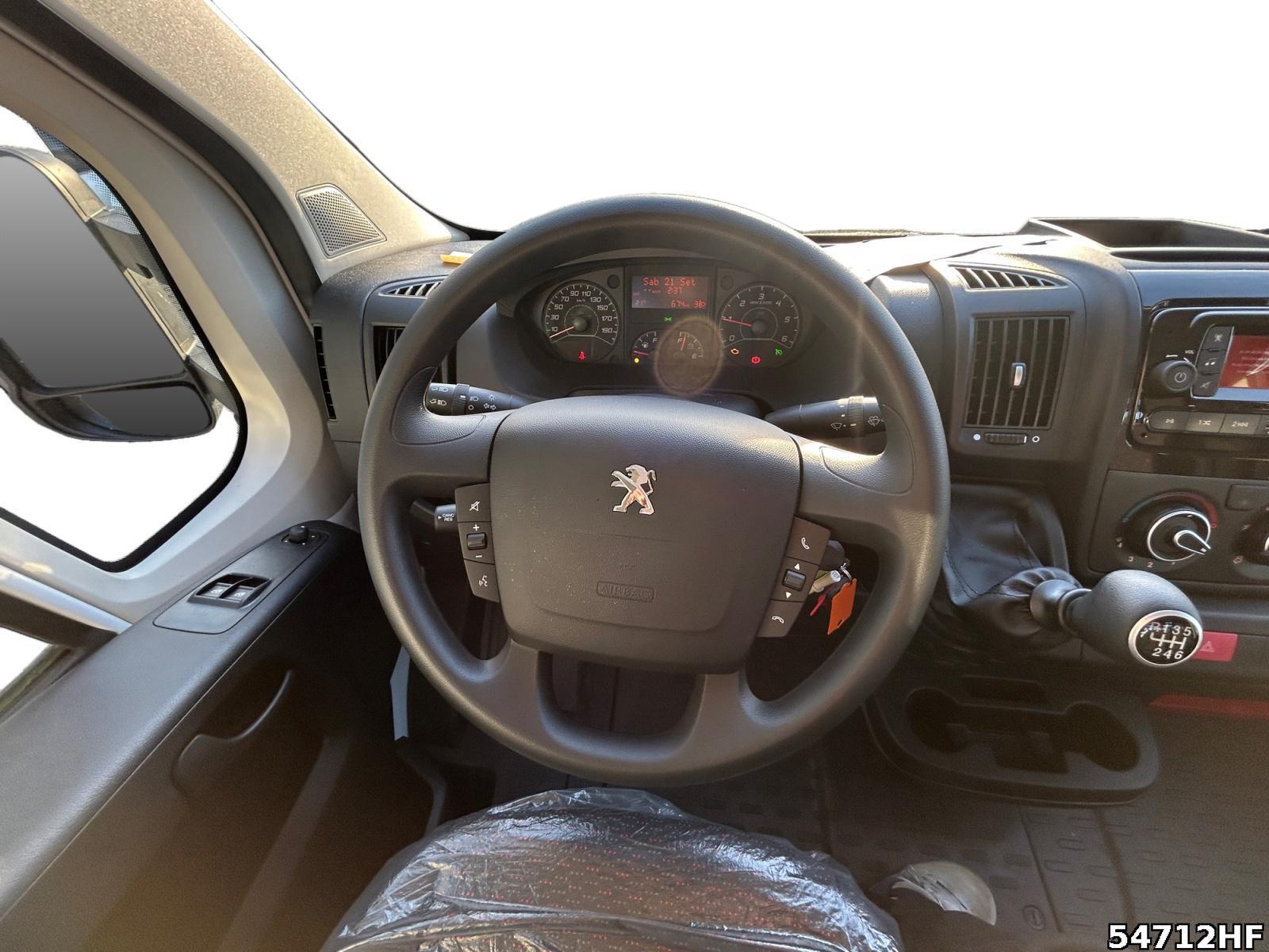 Fahrzeugabbildung Peugeot Boxer Pritsche 121kW BlueHDI MT6 *KLIMA*USB*