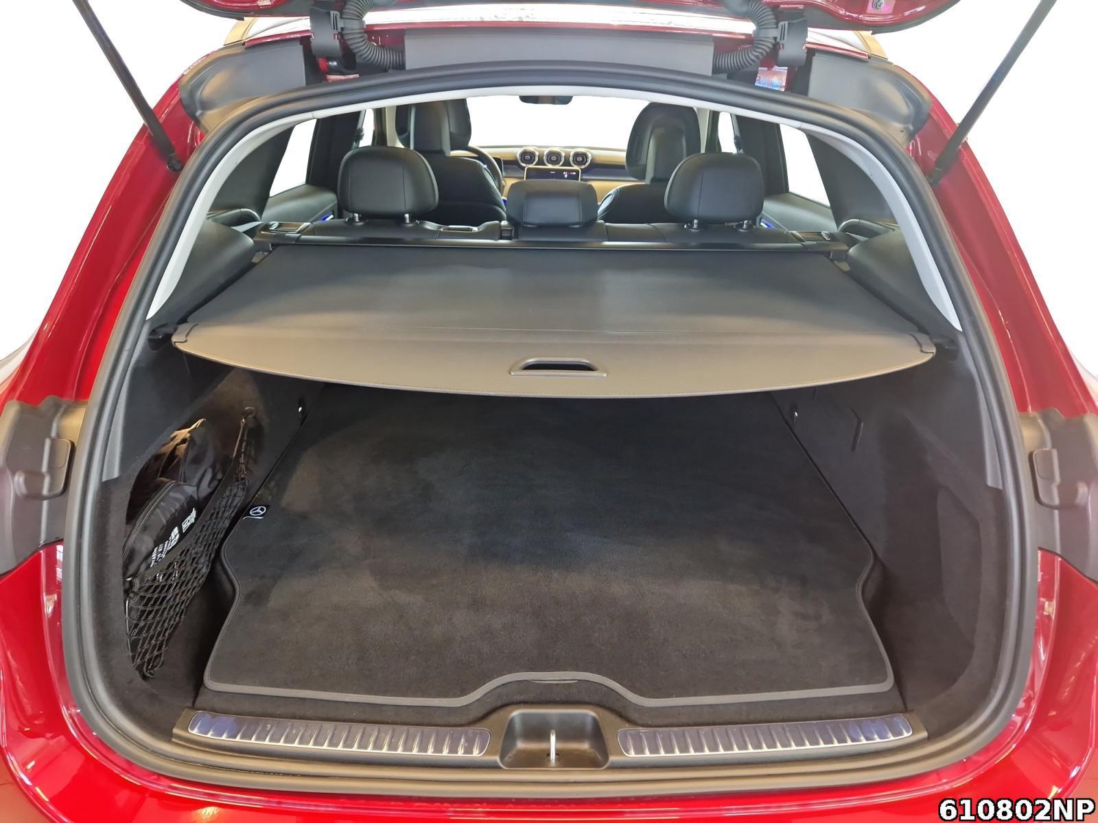 Fahrzeugabbildung Mercedes-Benz GLC 300 e AMG Burmester Distronic Pano AHK 360°