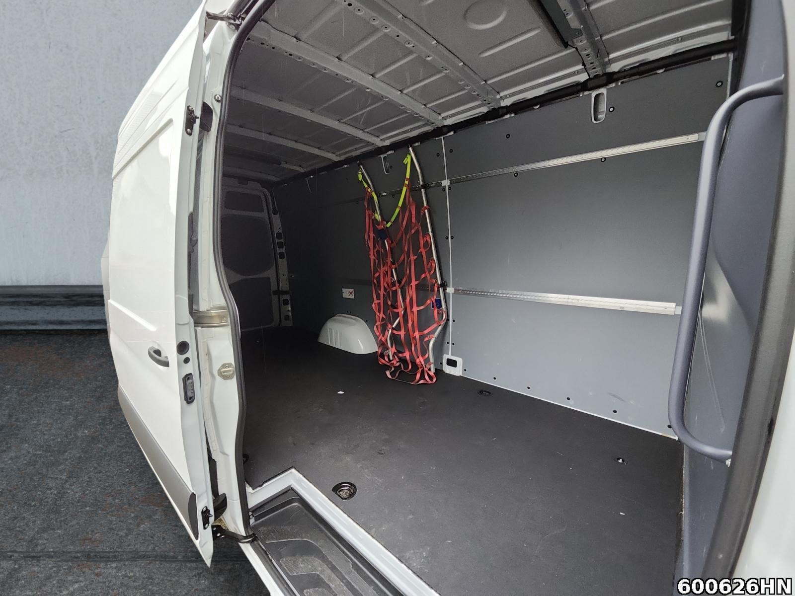 Fahrzeugabbildung Mercedes-Benz eSprinter 414 Maxi*81KWh*Kamera*MBUX*Tachograf