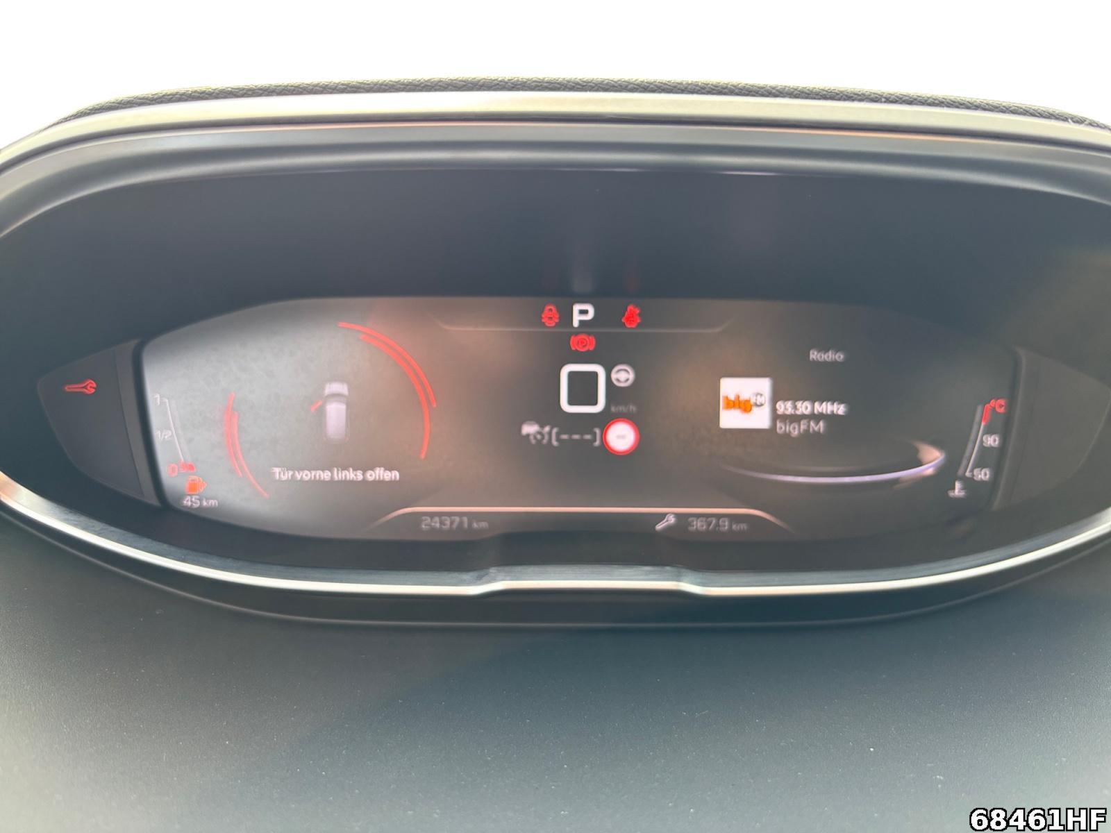 Fahrzeugabbildung Peugeot 3008 1.2 Hybrid 136 GT (EURO 6d)