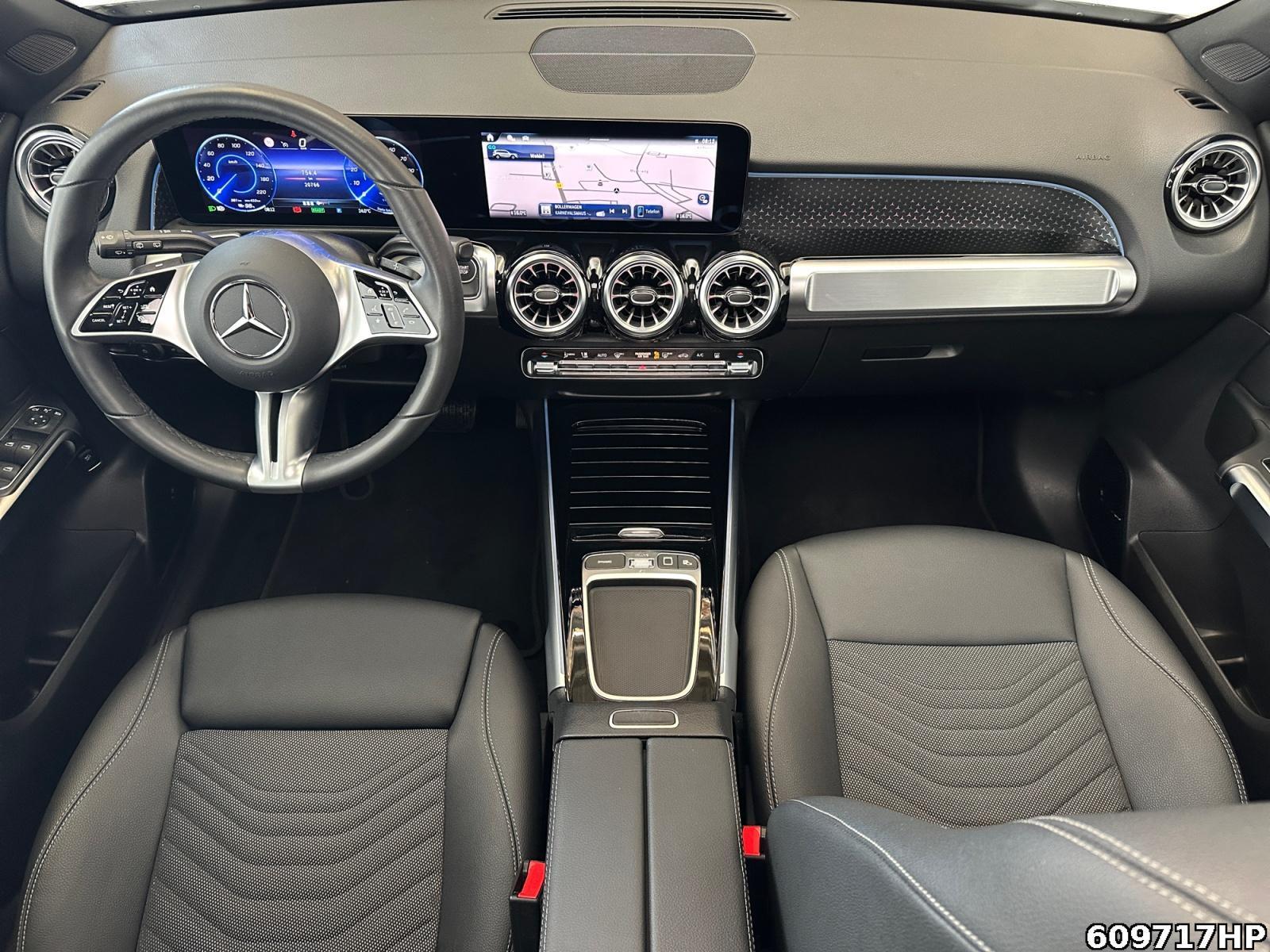 Fahrzeugabbildung Mercedes-Benz EQB 4M Progressive Pano AHK 360° Lenkradhz