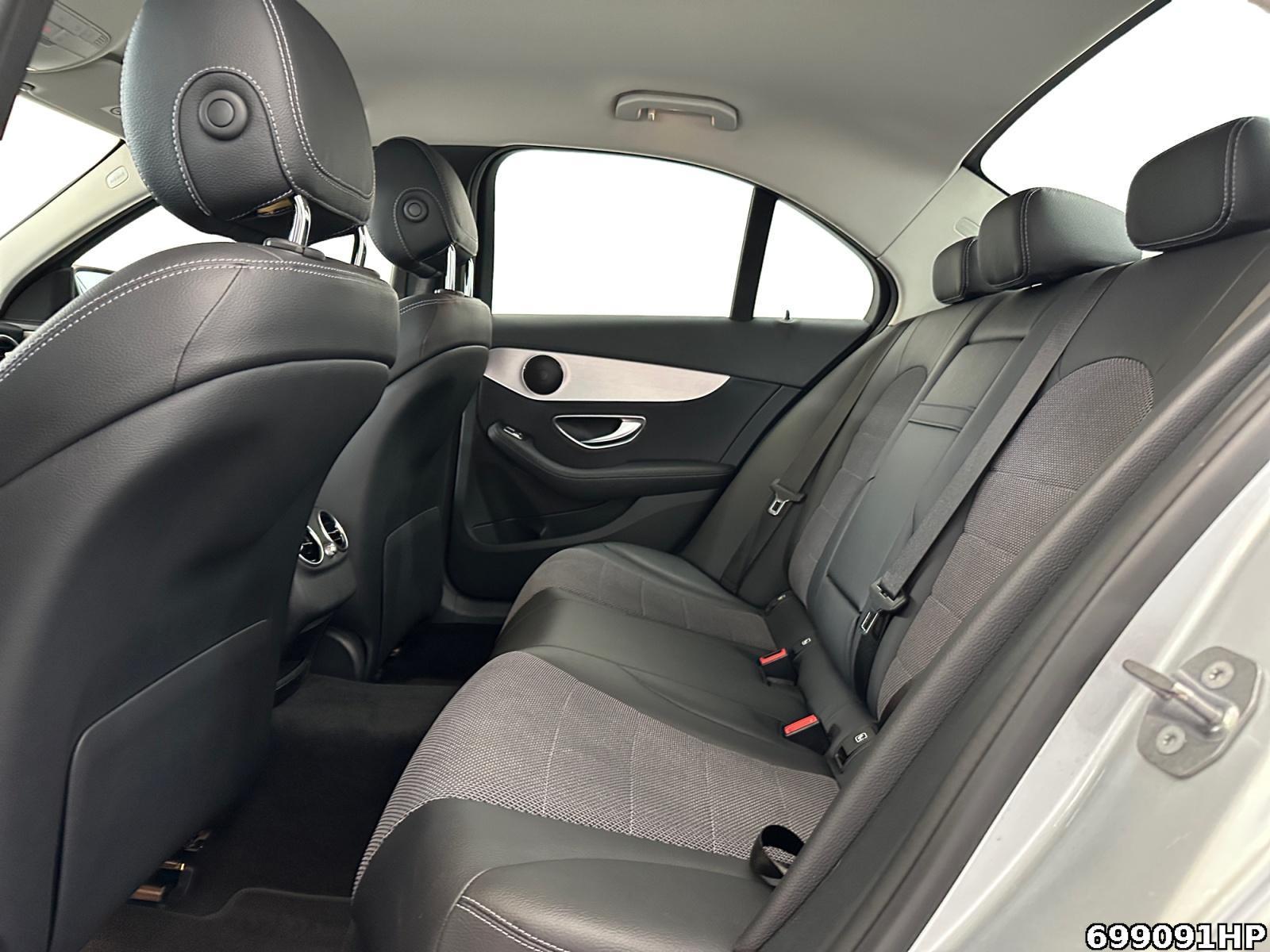 Fahrzeugabbildung Mercedes-Benz C 200 Avantgarde DISTRONIC Ambiente COMAND 360°