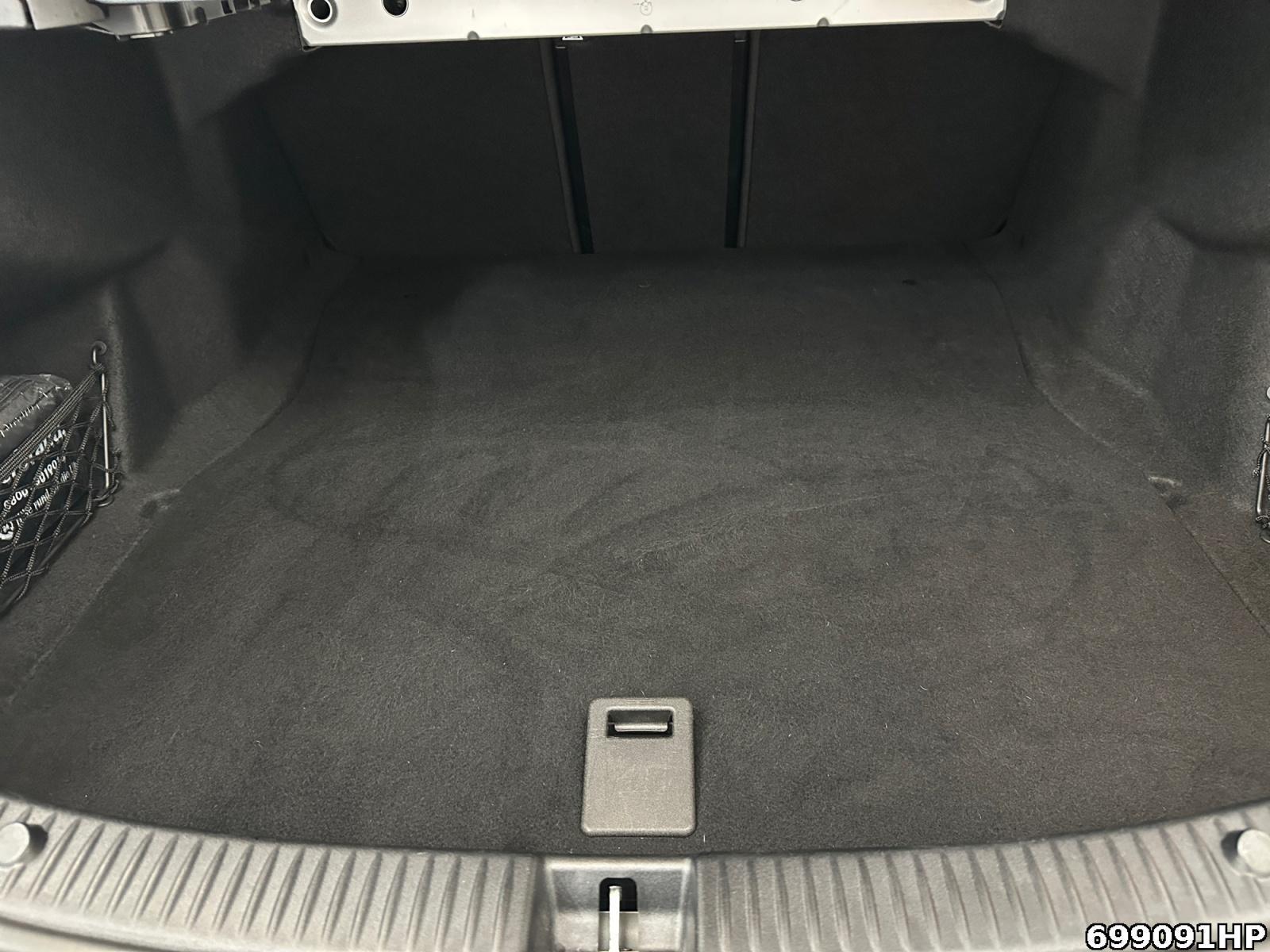 Fahrzeugabbildung Mercedes-Benz C 200 Avantgarde DISTRONIC Ambiente COMAND 360°