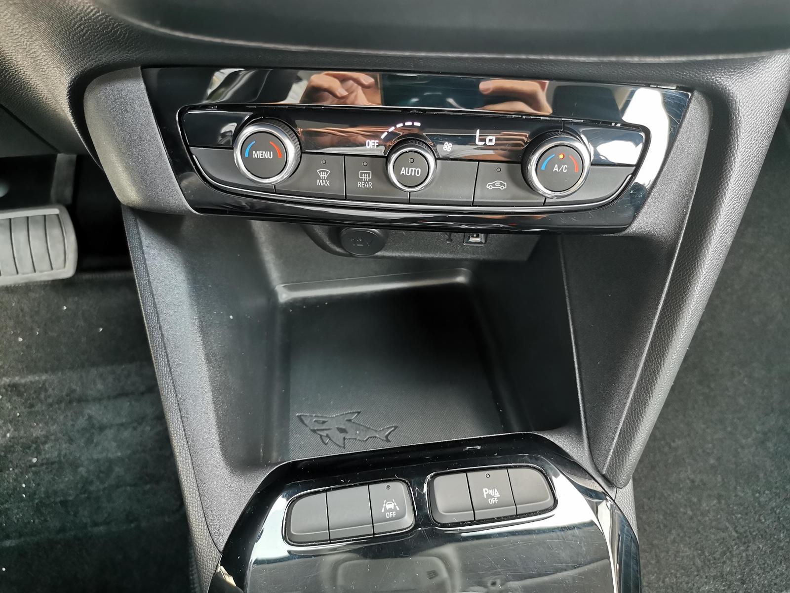 Fahrzeugabbildung Opel Corsa -e Edition*PDC hint.*Carplay*Allwetter*