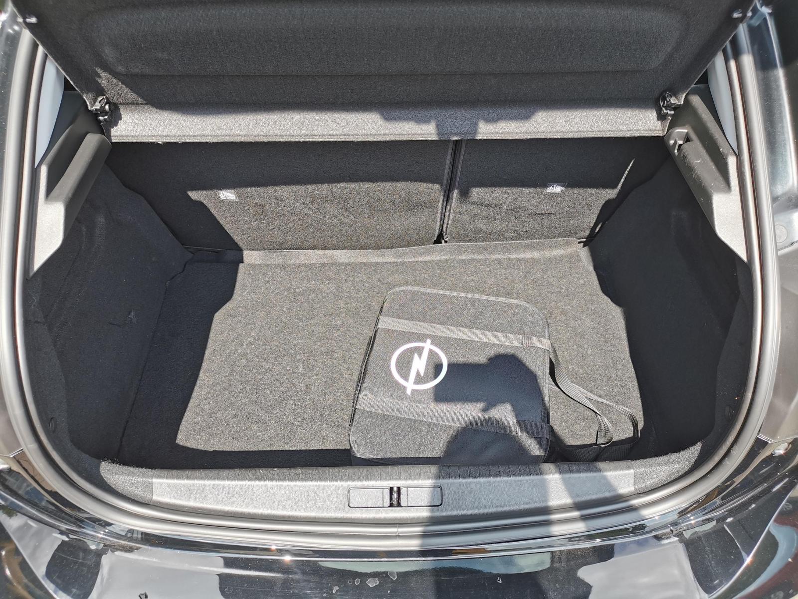 Fahrzeugabbildung Opel Corsa -e Edition*PDC hint.*Carplay*Allwetter*