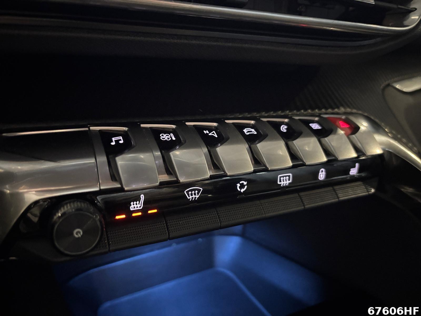 Fahrzeugabbildung Peugeot 3008 Allure Pack +Nur für kurze Zeit! inkl. TÜV
