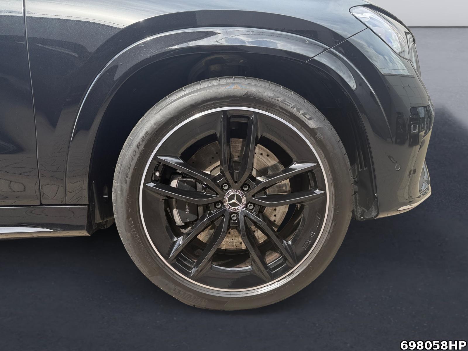 Fahrzeugabbildung Mercedes-Benz GLE 450 AMG d 4M AMG Airmatic Pano AHK Burmester