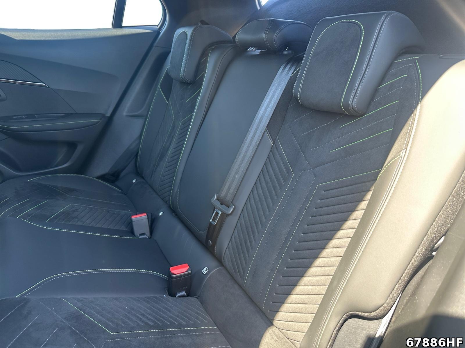 Fahrzeugabbildung Peugeot 2008 GT